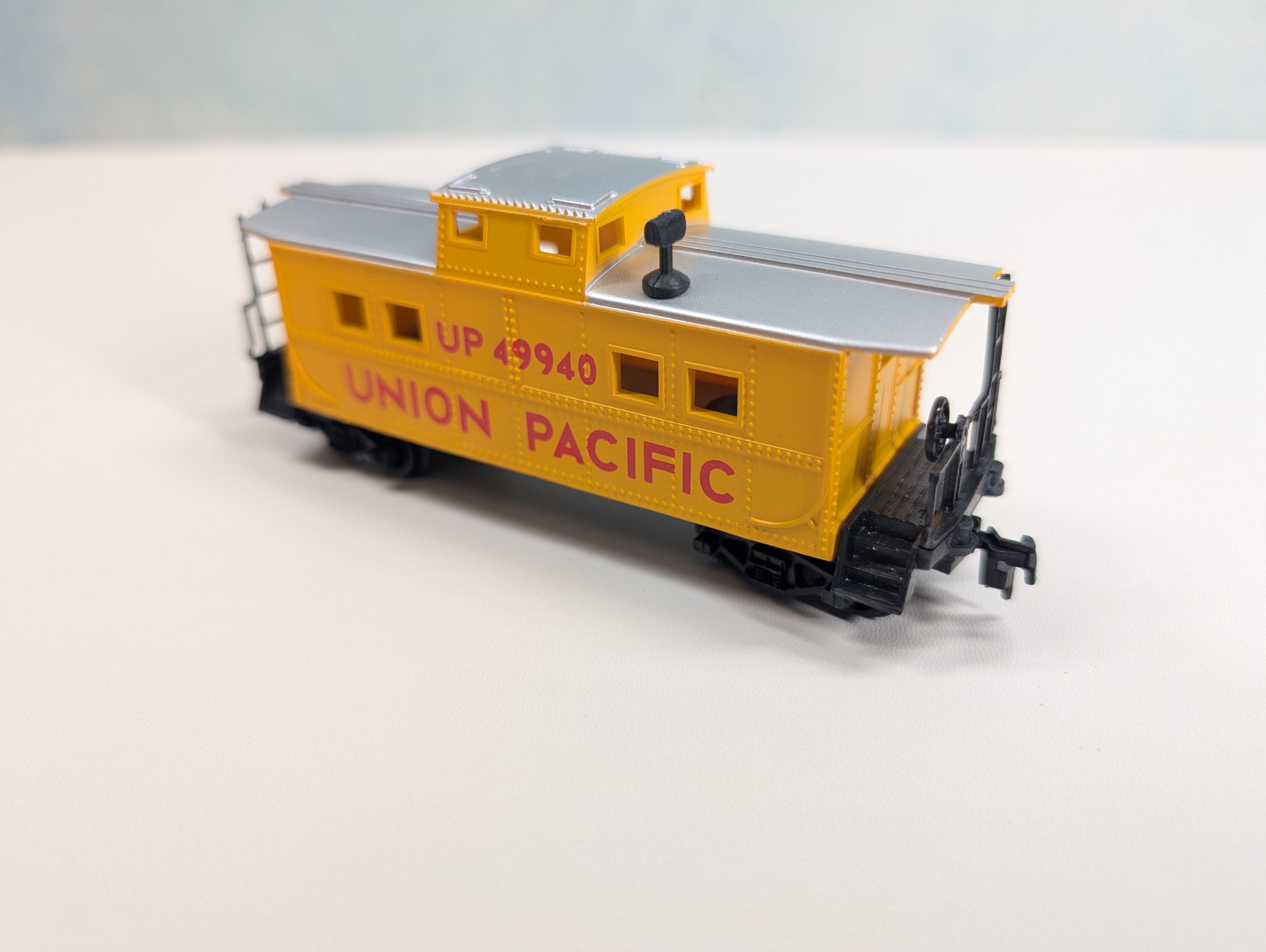 USED Life-Like HO Scale Caboose Union Pacific UP #49940