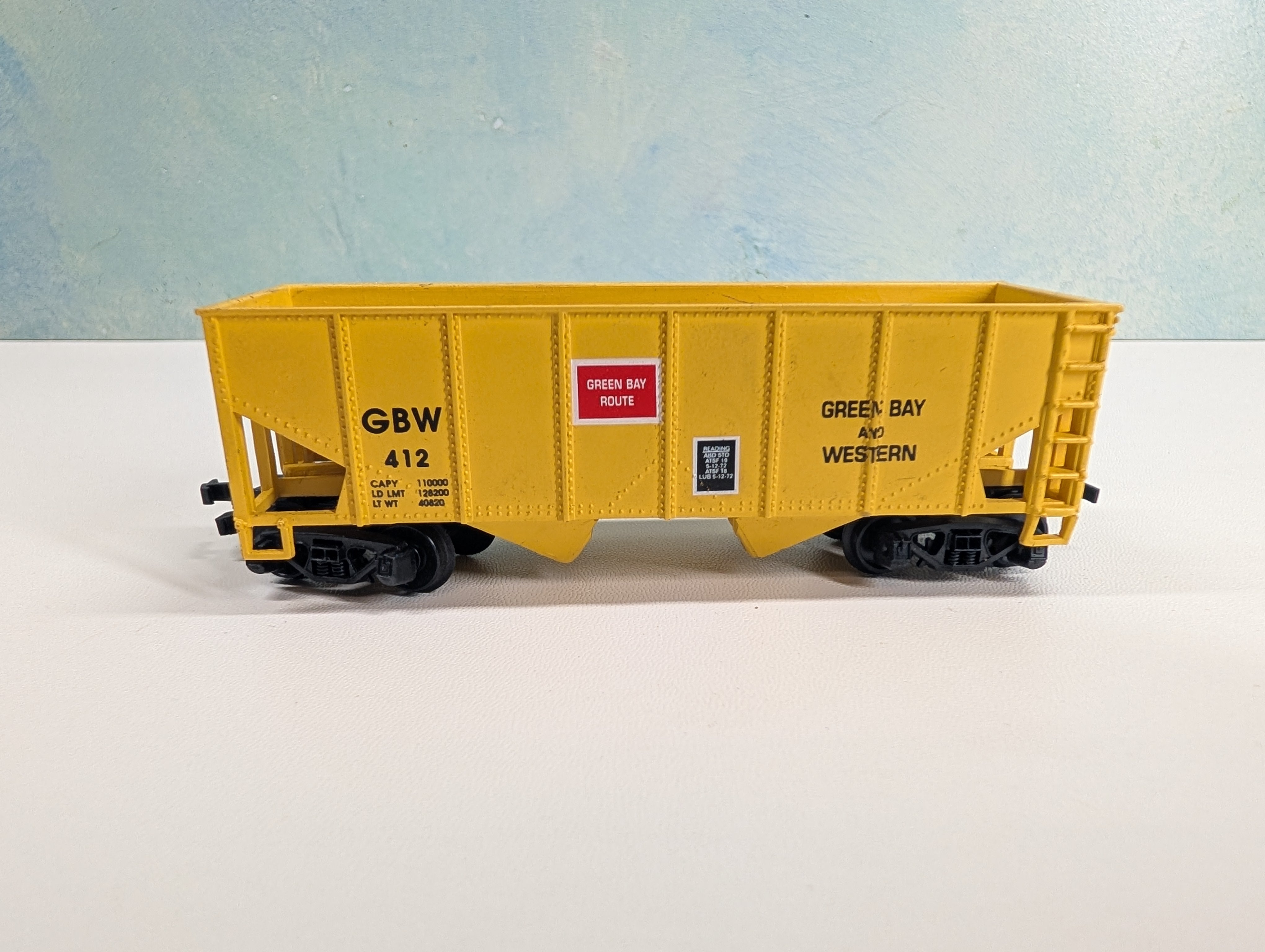 USED HO Scale 2 Bay Hopper Green Bay & Western GBW #412