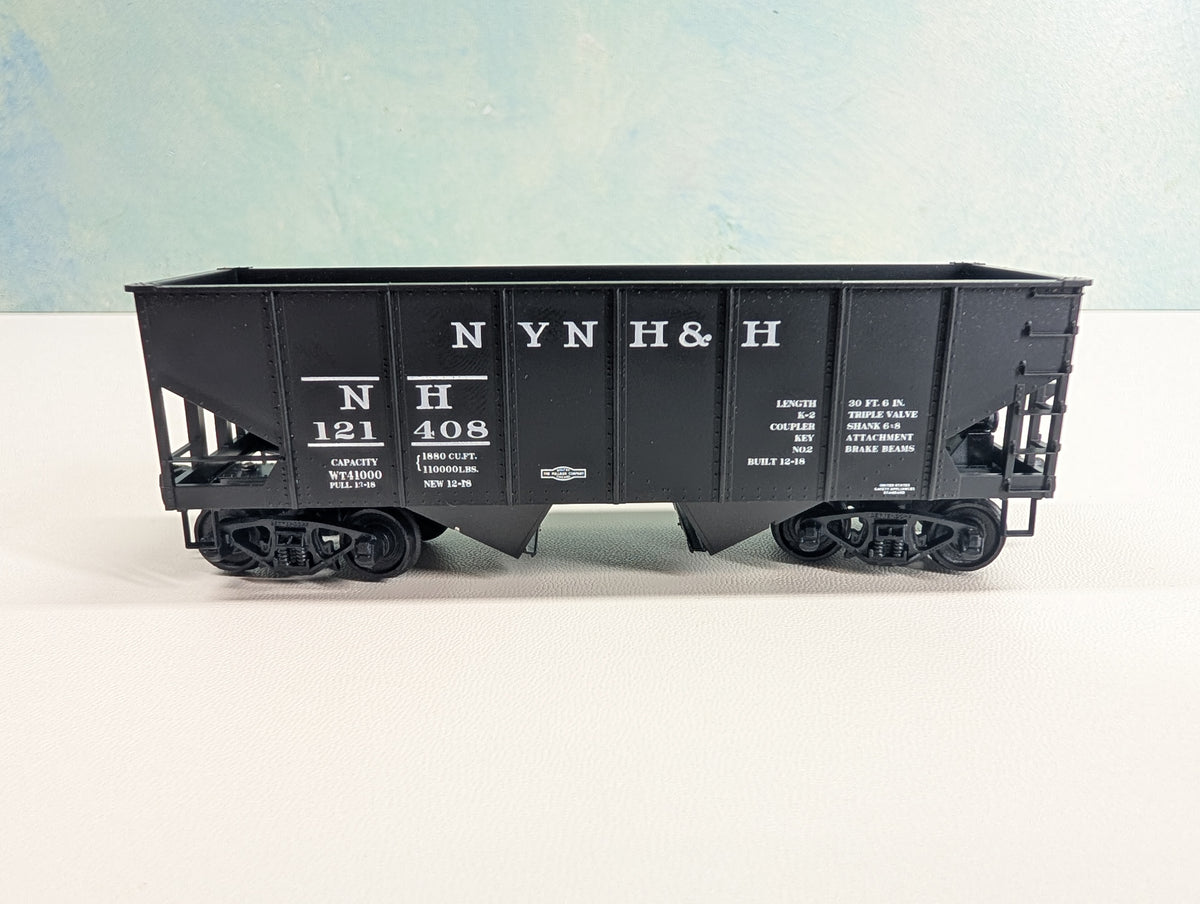 USED Accurail HO Scale 2 Bay Hopper New Haven NH #121408