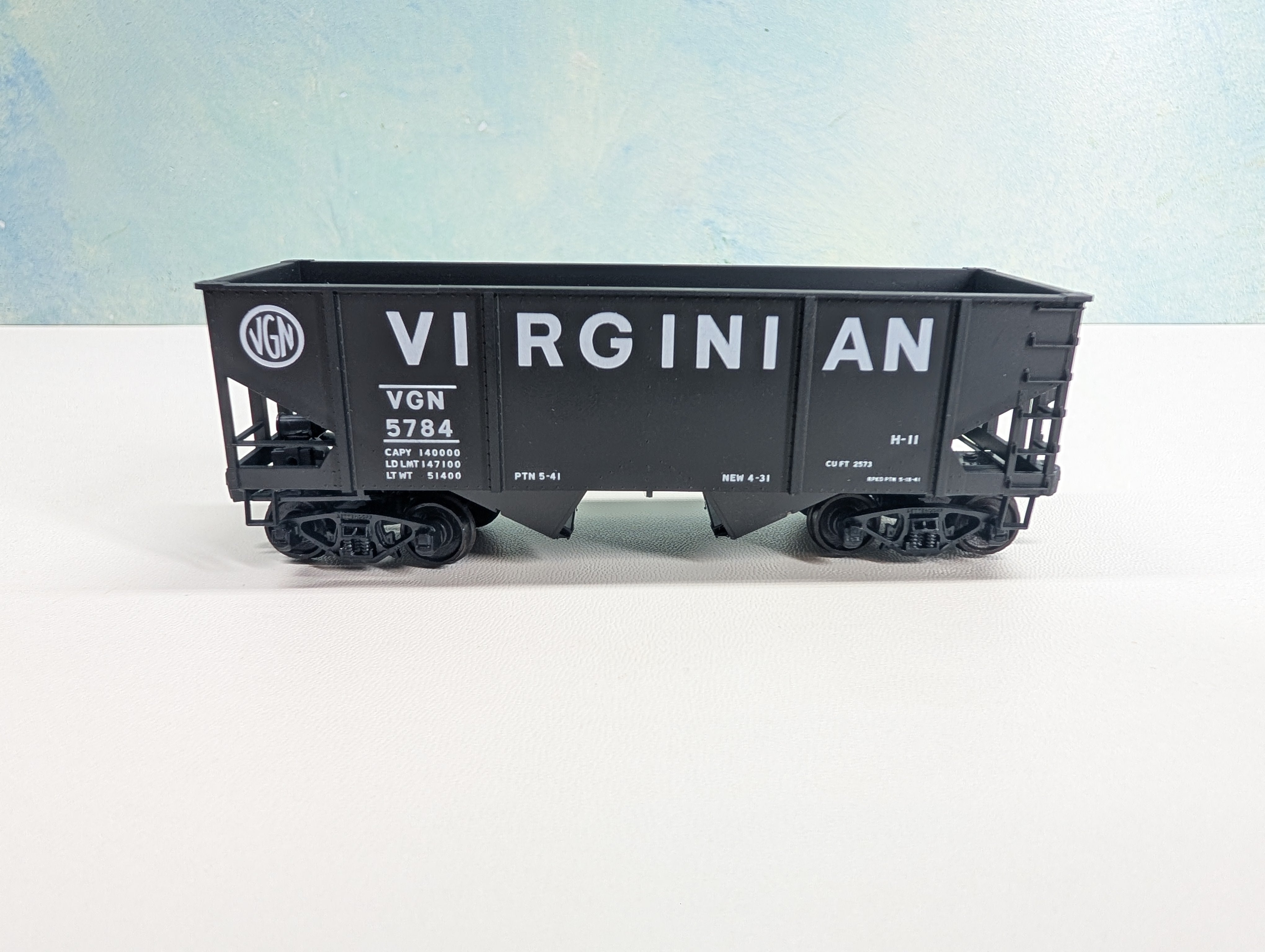 USED Accurail HO Scale 2 Bay Hopper Virginian VGN #5784