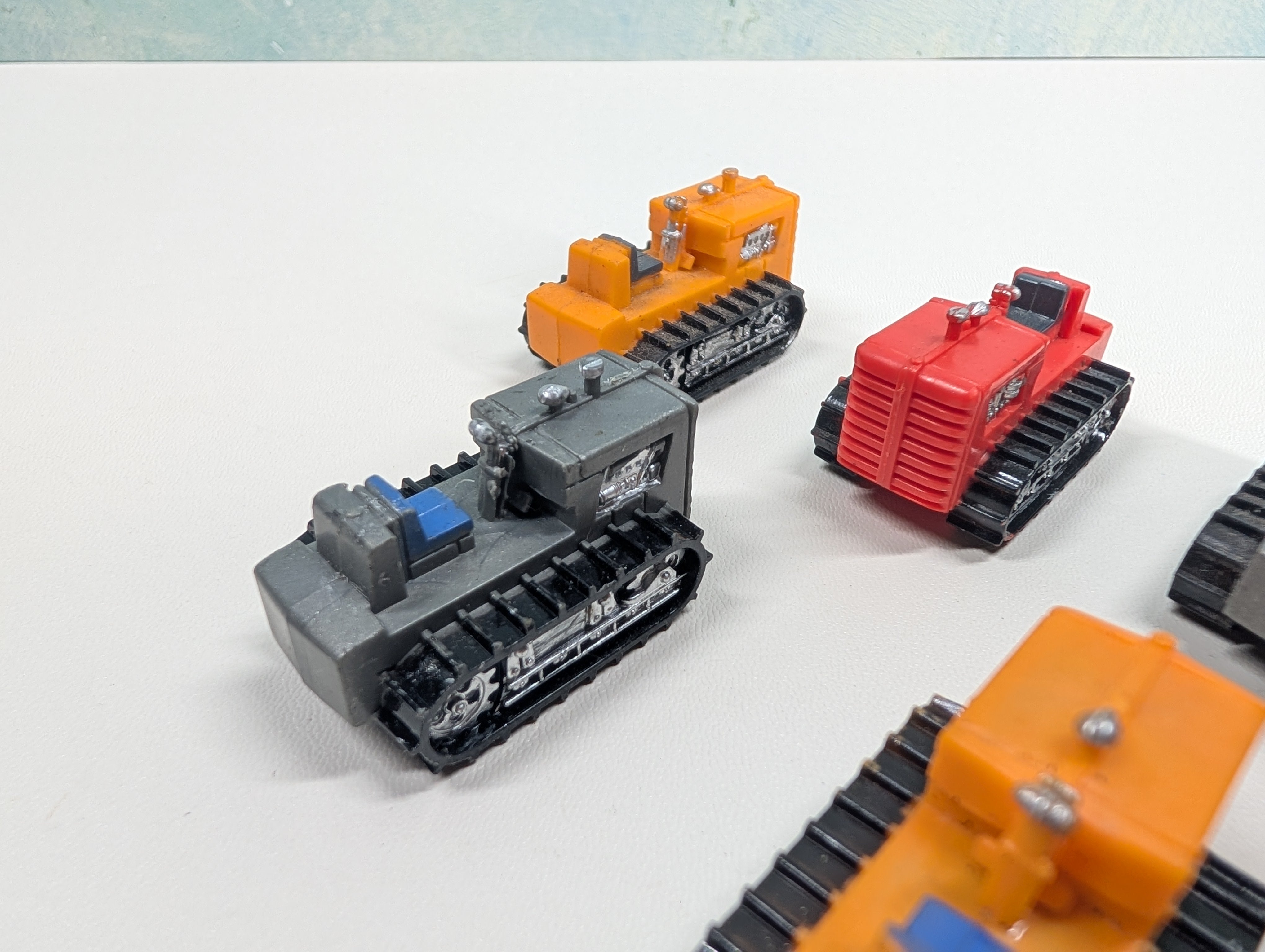 USED Tyco HO Scale Lot of Tractor Loads (5 pcs)