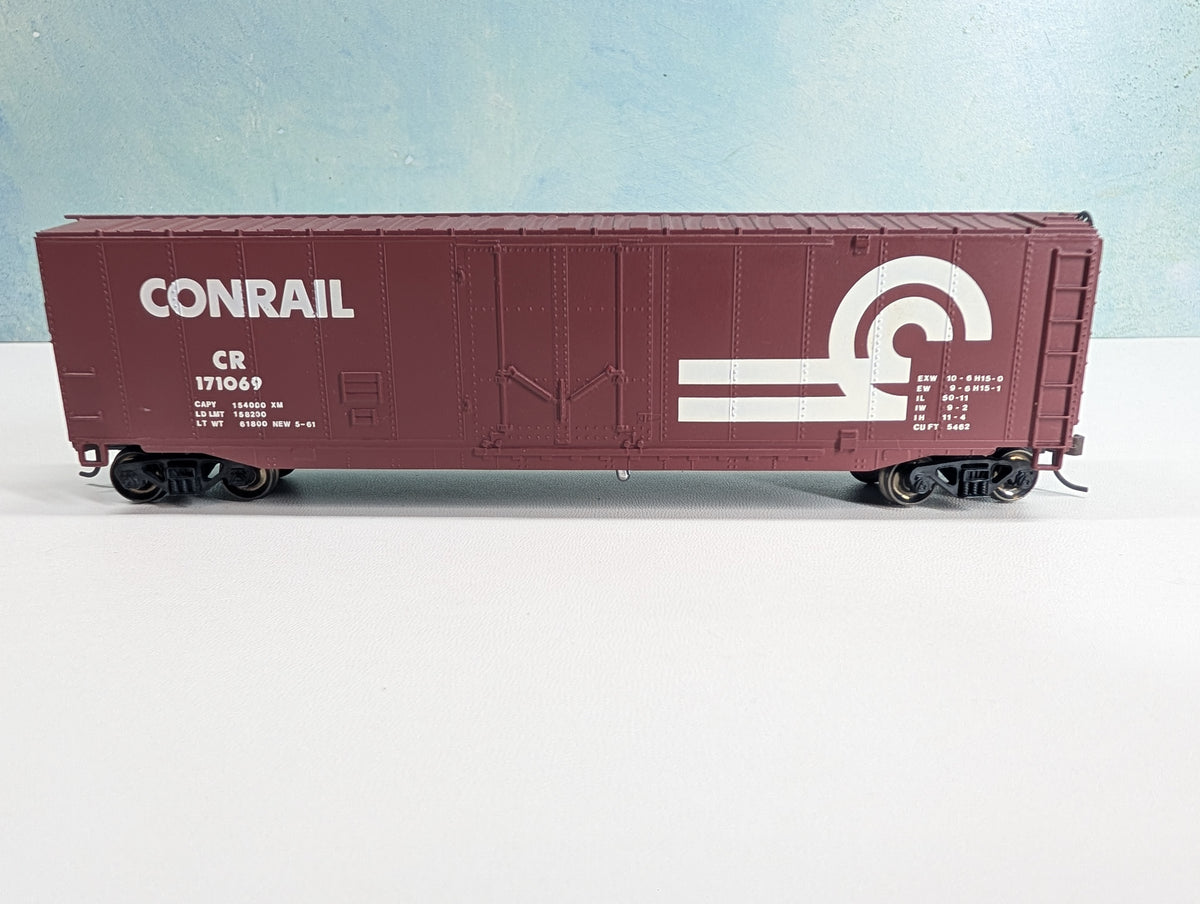 USED Bachmann HO Scale 50' Box Car Conrail CR #171069 w/ Red End of Train Device