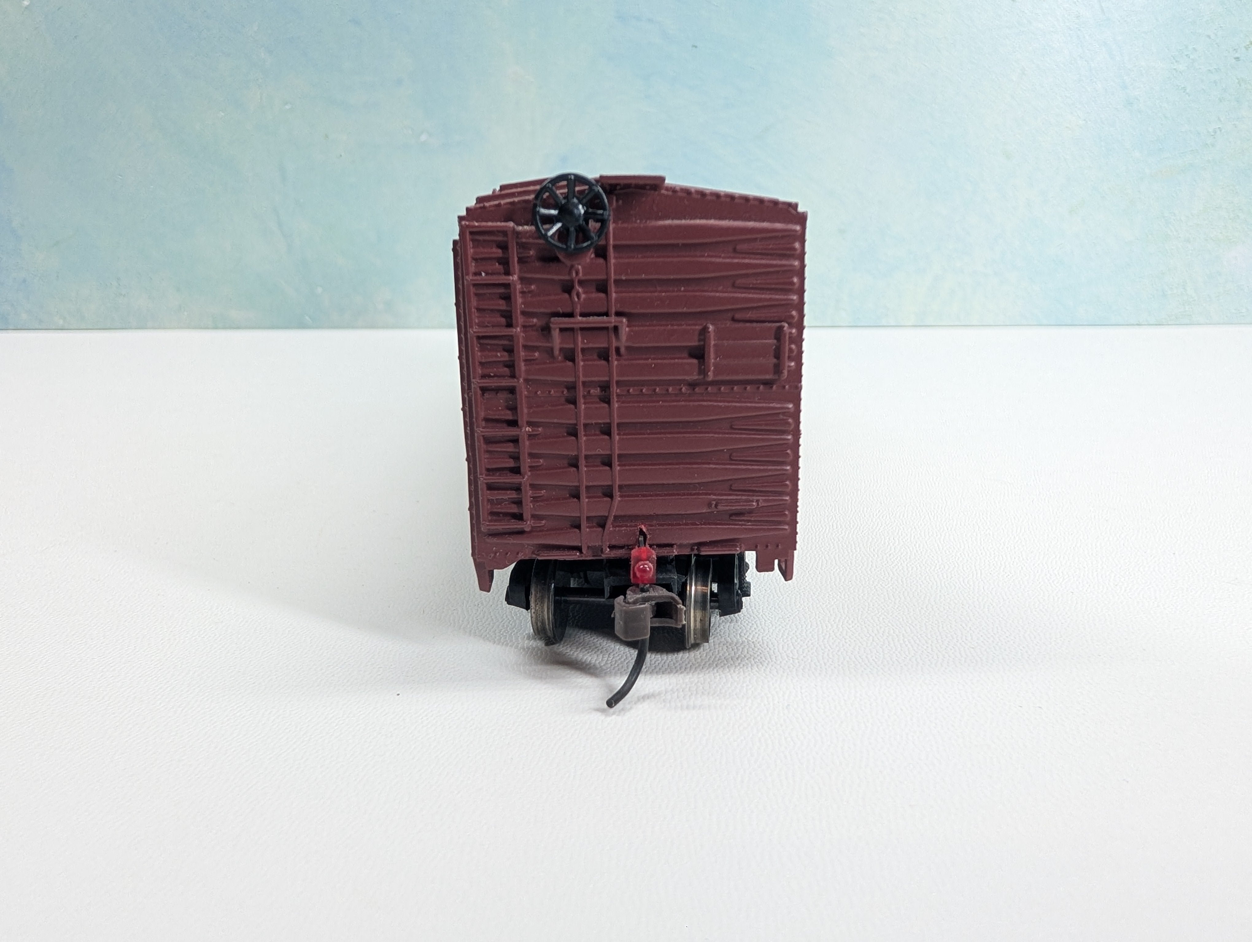 USED Bachmann HO Scale 50' Box Car Conrail CR #171069 w/ Red End of Train Device