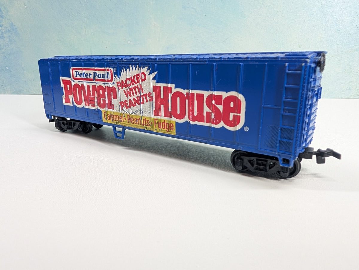 USED Bachmann HO Scale 50' Billboard Box Car Peter Paul Power House Caramel Peanuts Fudge
