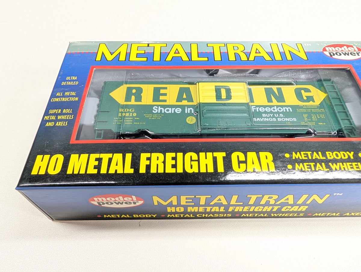 Model Power 2719 HO Scale 40' Metal Box Car, Metal Train Reading RDG #19810 Metal Wheels