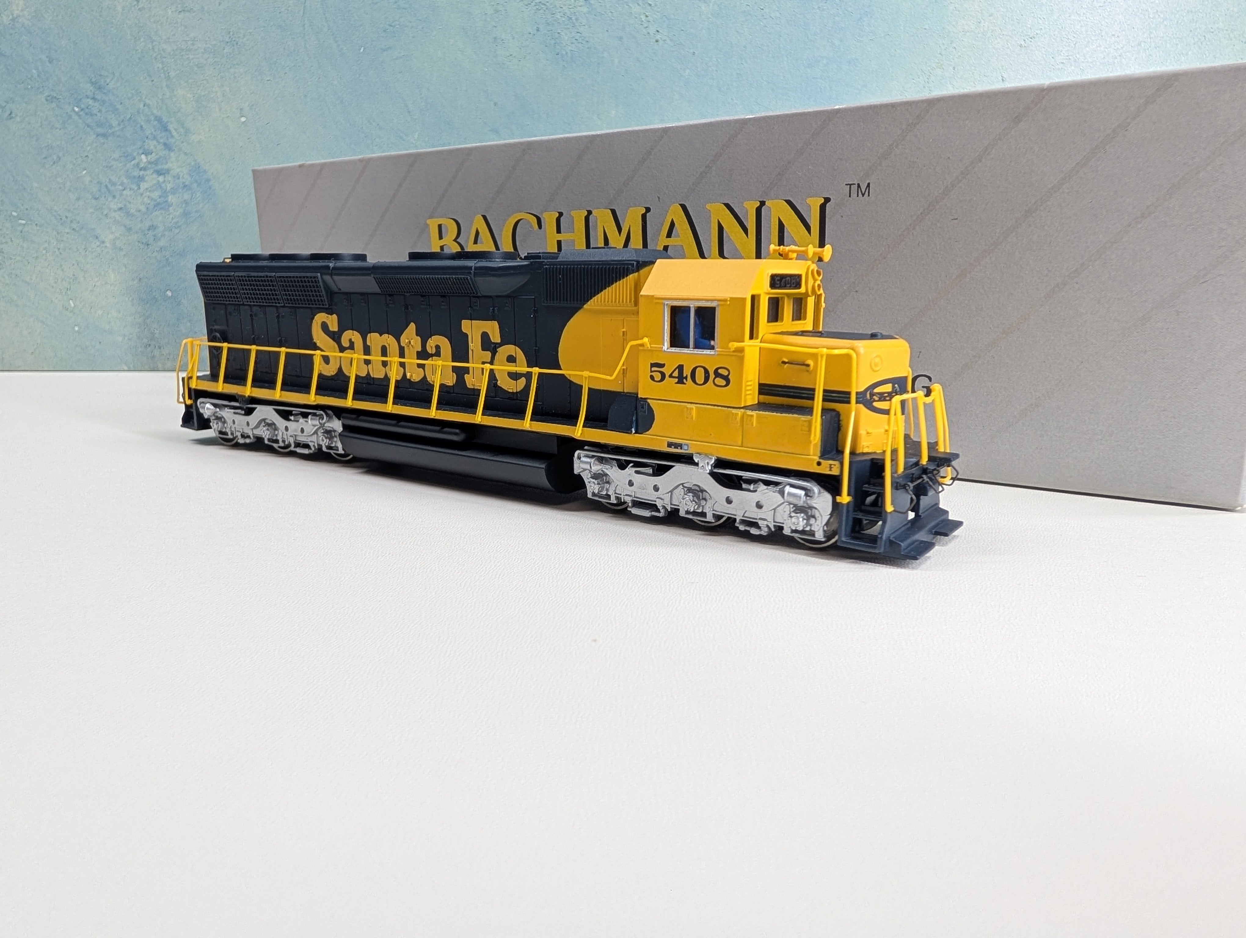 USED Bachmann 11612 HO Scale EMD SD45 Diesel Locomotive Santa Fe #5408 Runs Great! DC