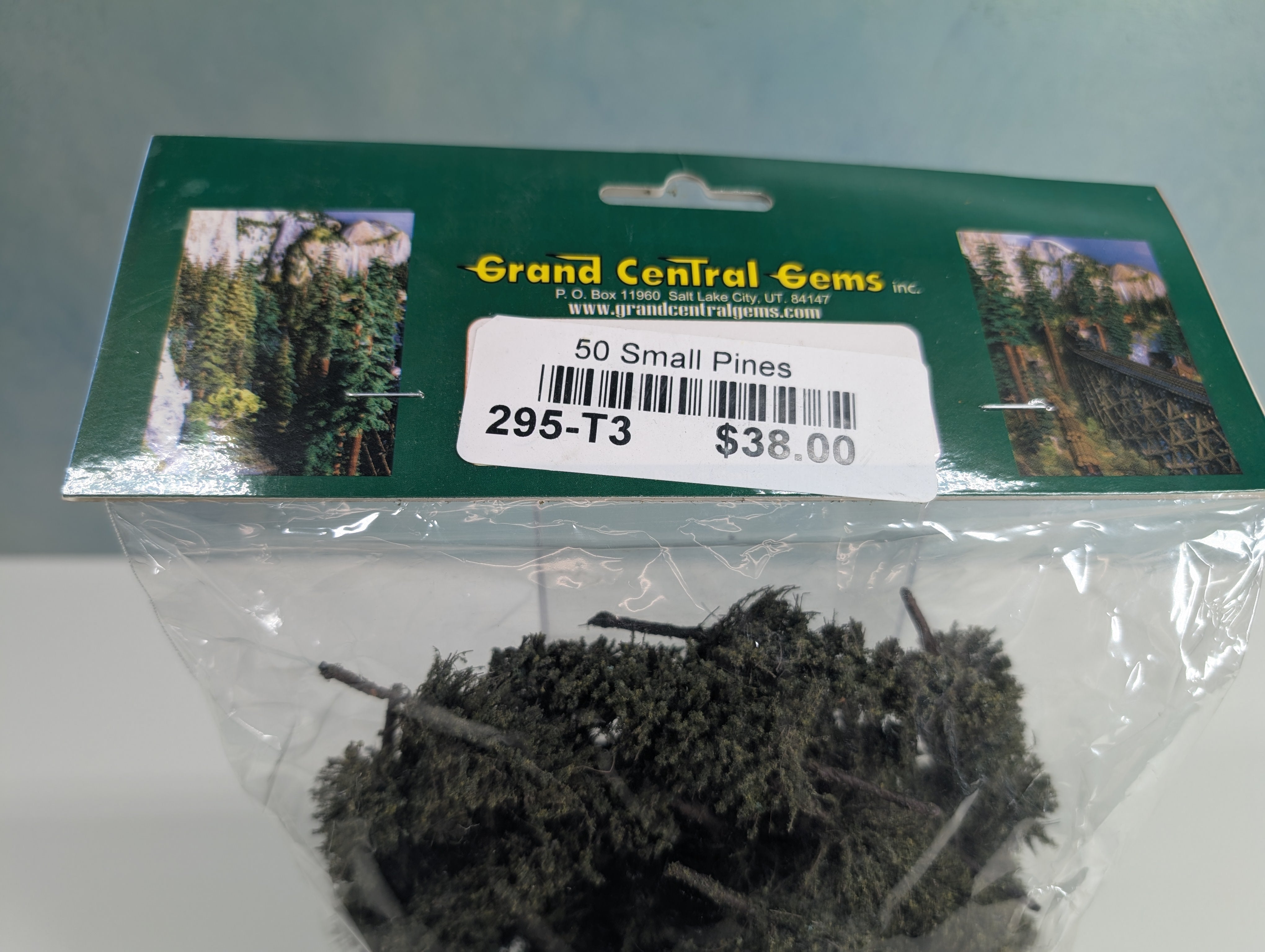 Grand Central Gems 295-T3 MULTI Scale 50 Small Pine Trees