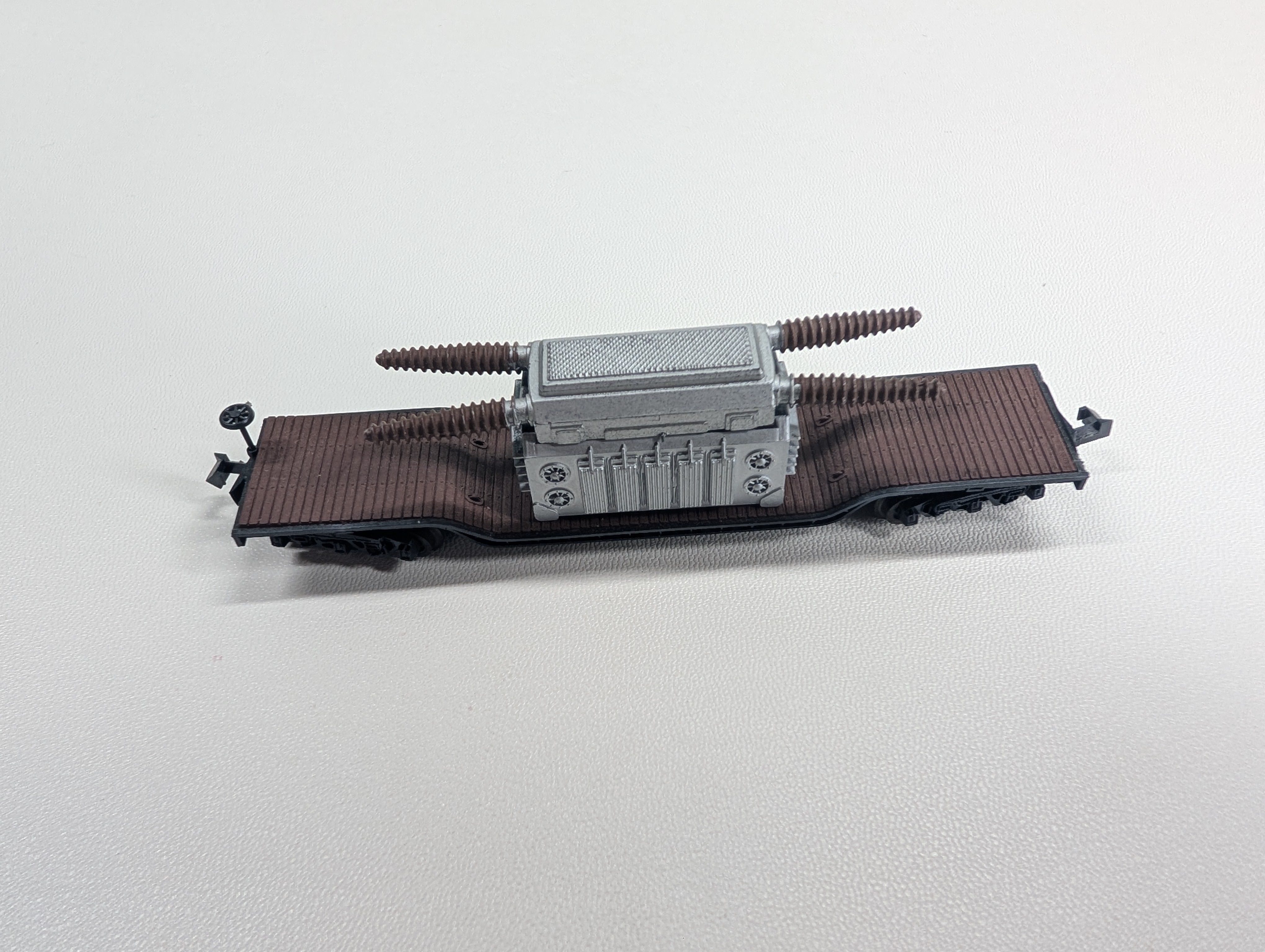 USED Atlas 2341 N Scale Center Depressed Flat Car w/ High Voltage Load Canadian National CN #137000