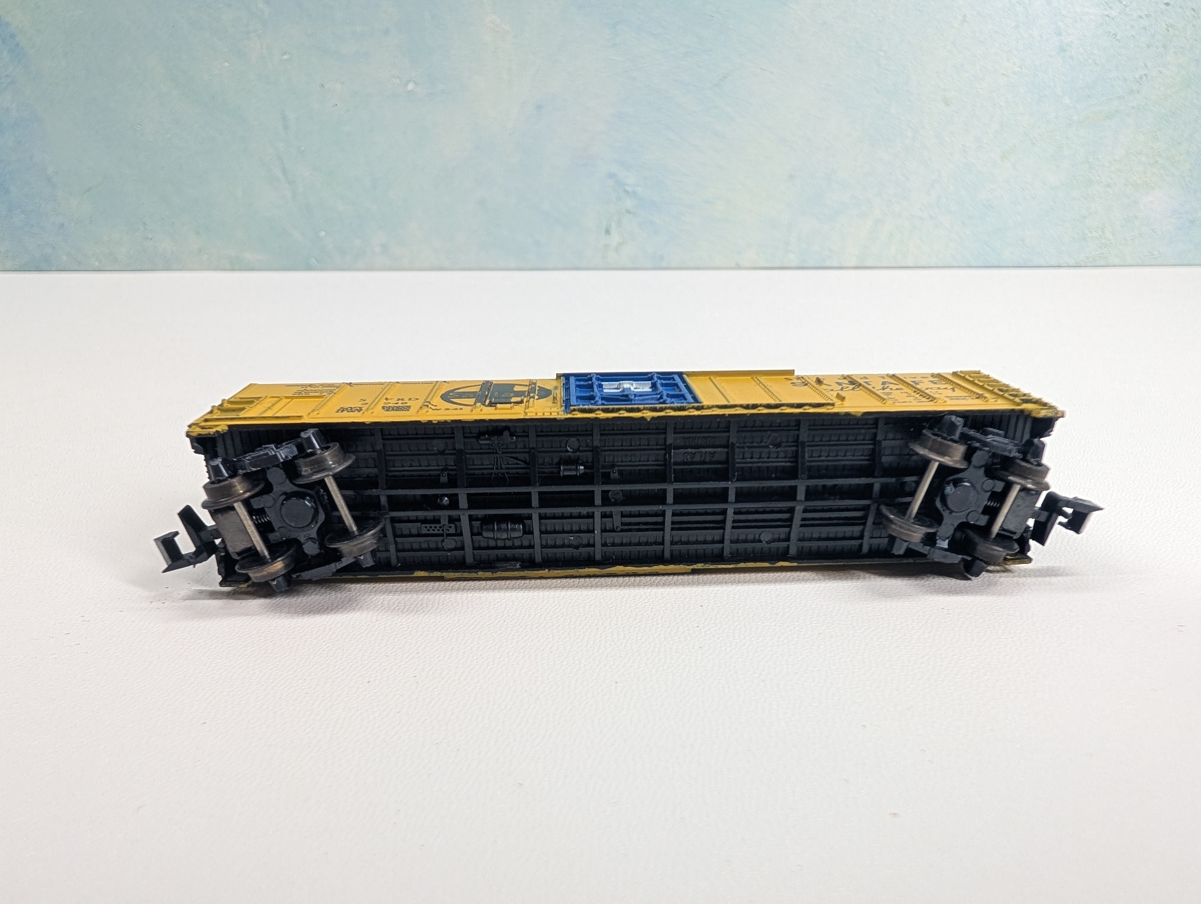 USED Atlas 2301 N Scale 50' Mechanical Reefer Santa Fe SFRD #2248
