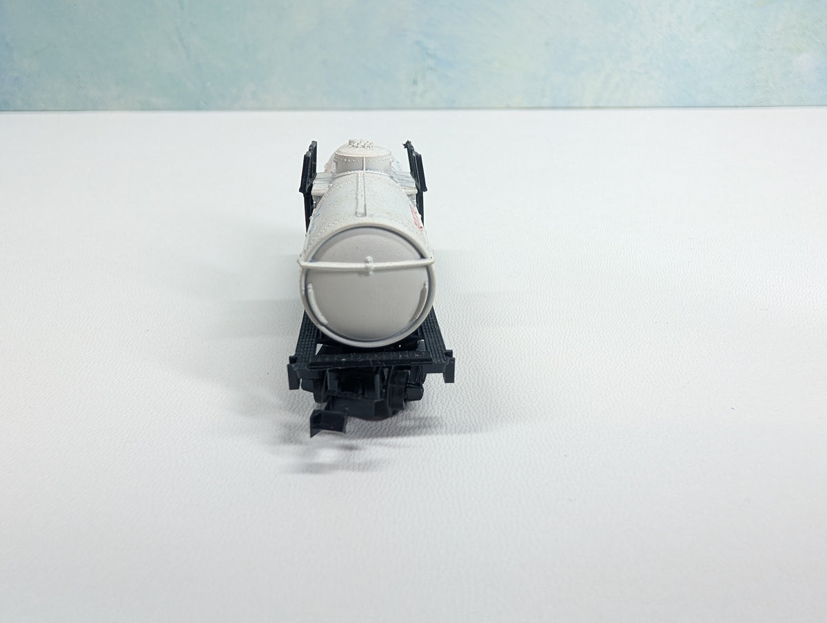 USED Atlas 2262 N Scale Tank Car Frontier Chemical UCLX #1012
