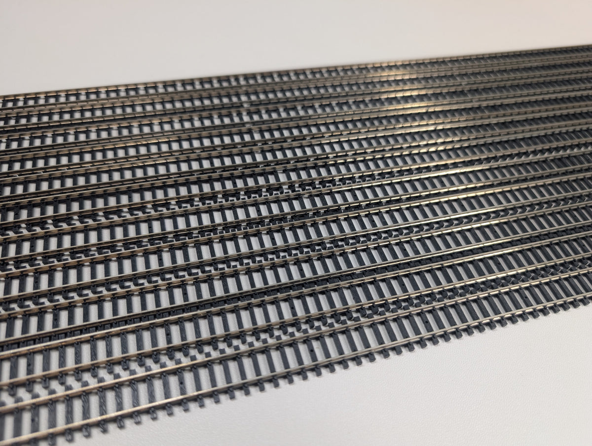 USED Atlas 2500 N Scale Superflex Track, 29.5" Flex Section, Code 80 Nickel Silver (11 pcs)