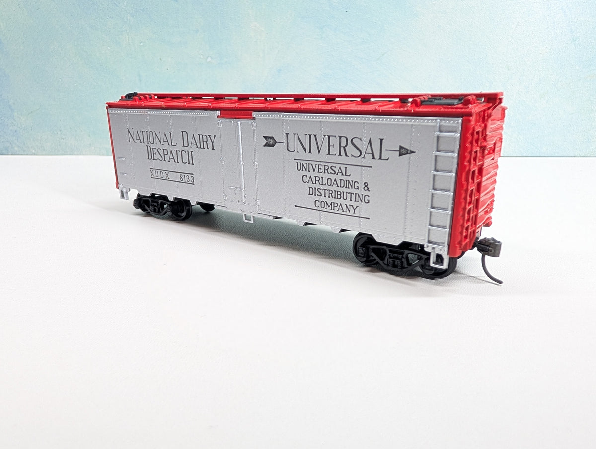 USED Athearn HO Scale 40' Steel Reefer Box Car National Dairy Despatch NDDX #8133
