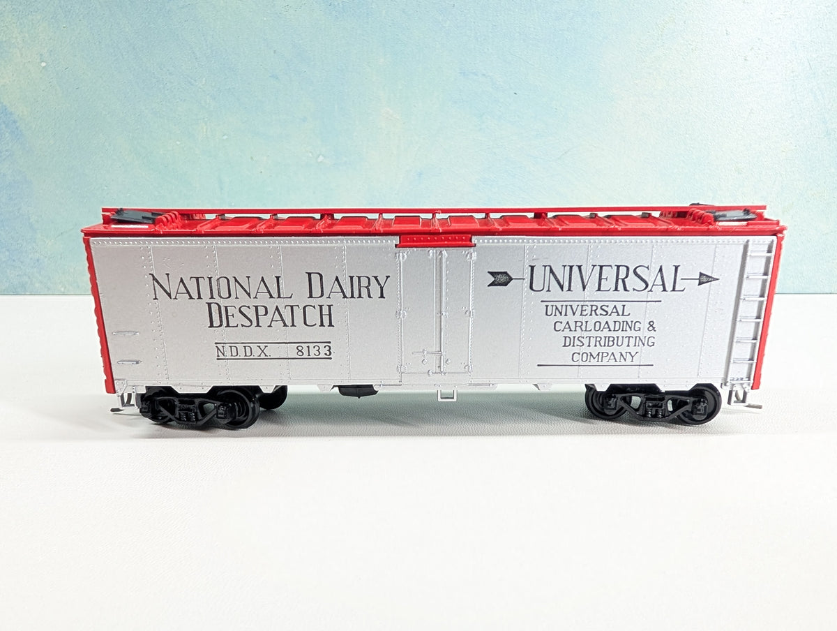 USED Athearn HO Scale 40' Steel Reefer Box Car National Dairy Despatch NDDX #8133