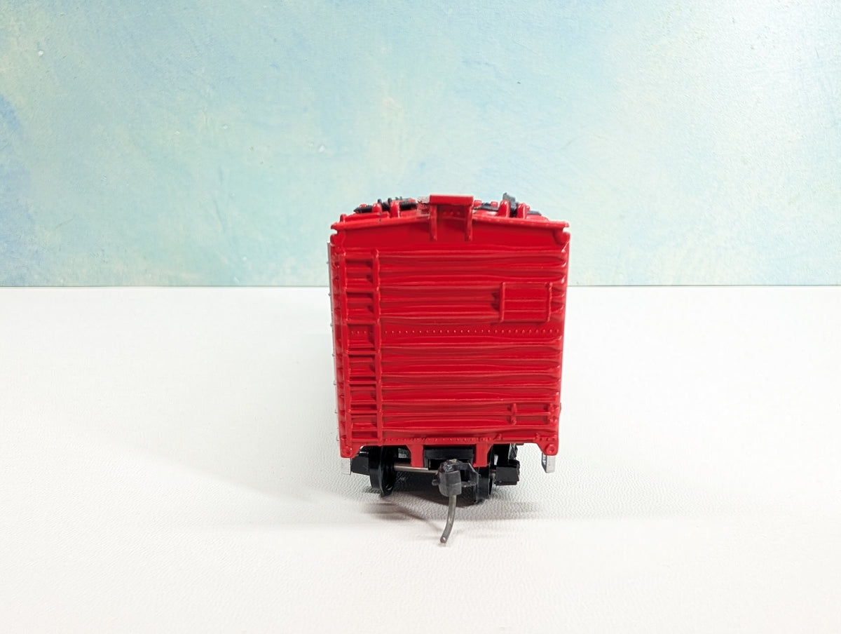 USED Athearn HO Scale 40' Steel Reefer Box Car National Dairy Despatch NDDX #8133