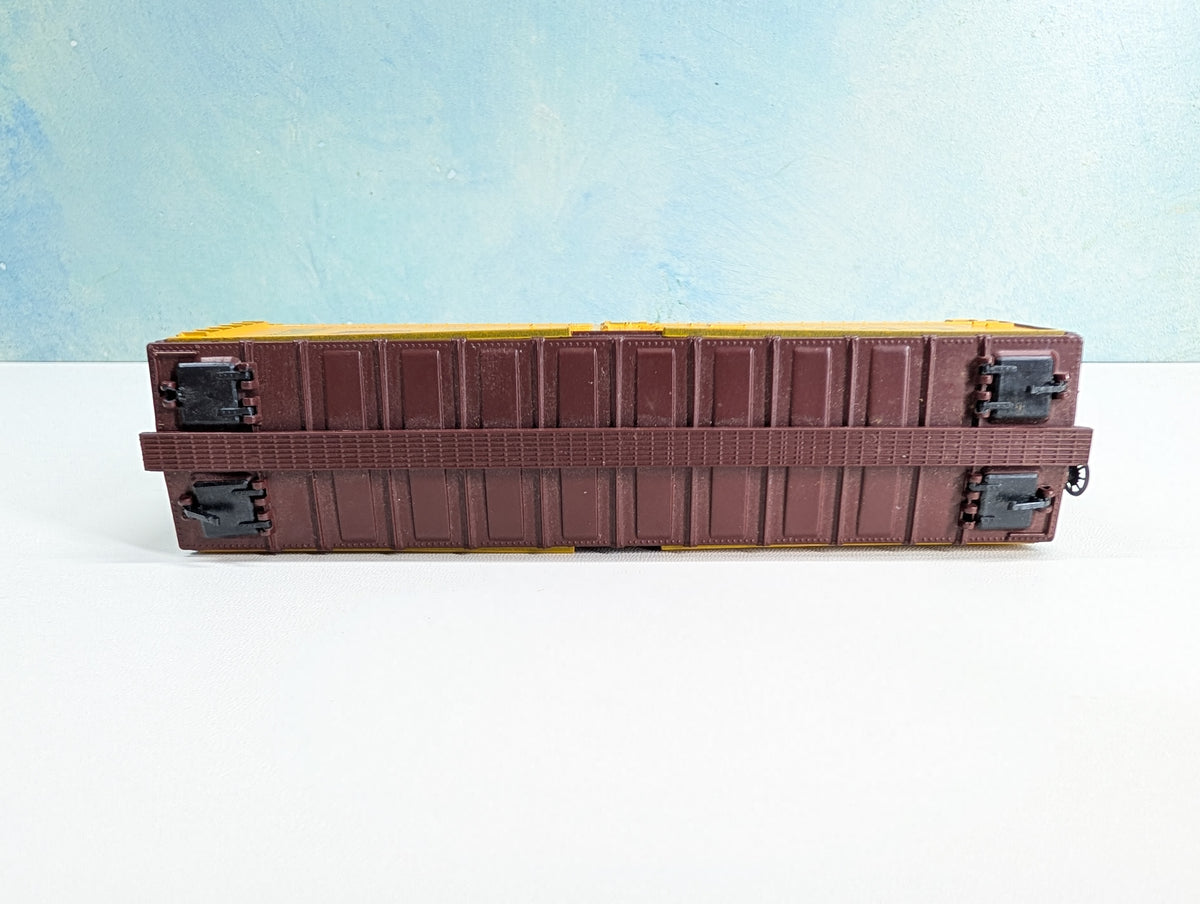 USED Athearn HO Scale 40' Wooden Reefer Box Car Coors Beer GARE #5464