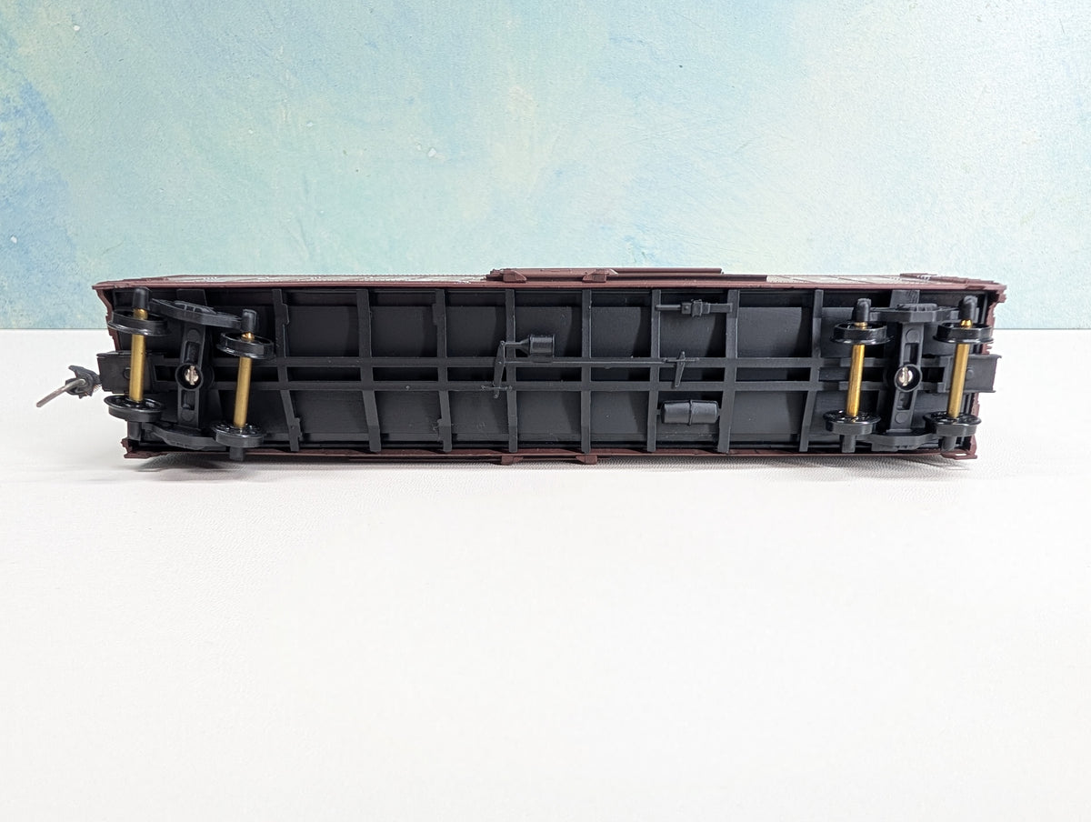 USED Athearn HO Scale 50' SD Box Car Western Maryland WM #35233 RailRunner Customer