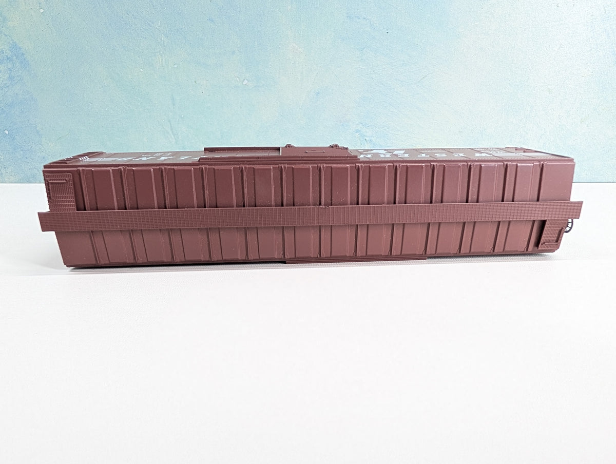 USED Athearn HO Scale 50' SD Box Car Western Maryland WM #35233 RailRunner Customer