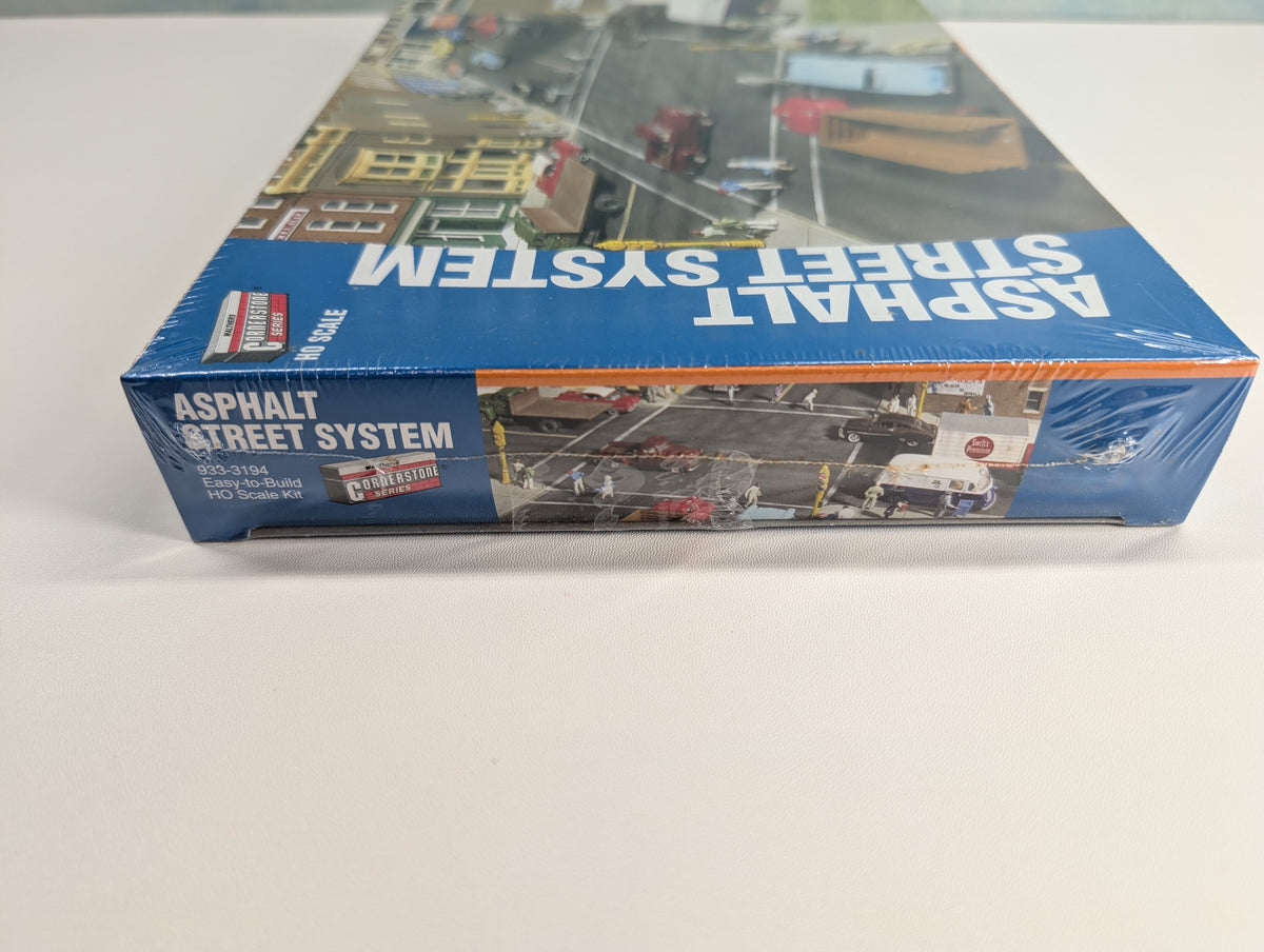 Walthers Cornerstone 933-3194 HO Scale Asphalt Street System Sealed KIT