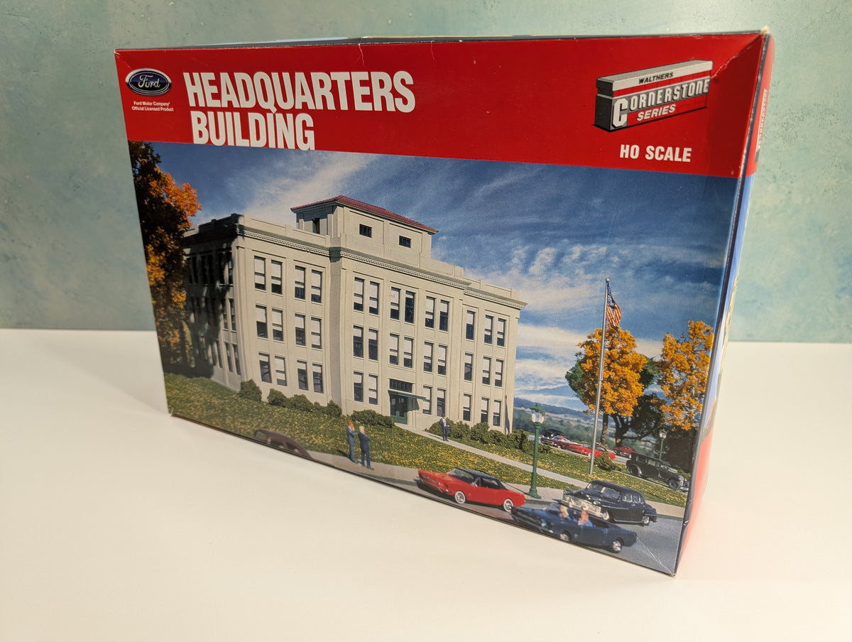 Walthers Cornerstone 933-3074 HO Scale Headquarters Building, Commerical Building (Retired) Sealed, Ford KIT