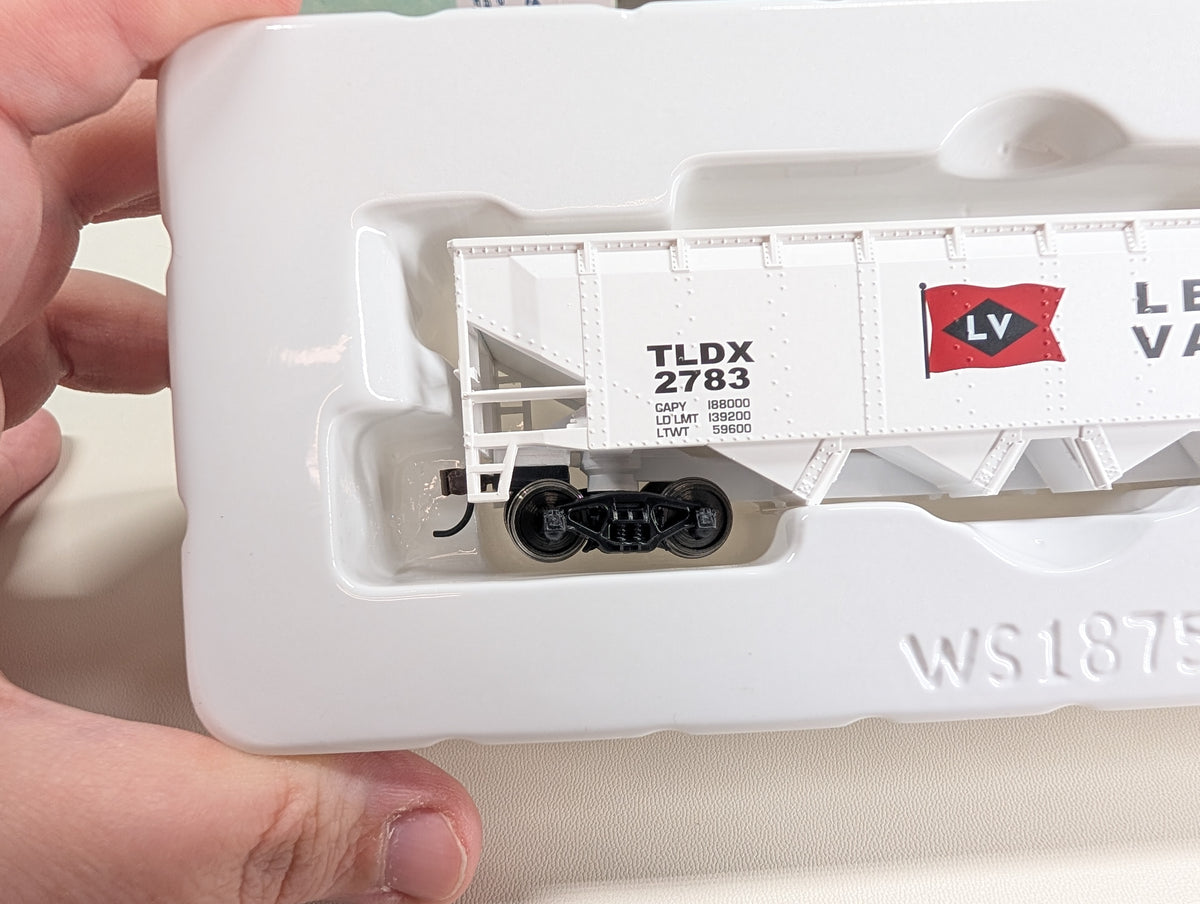 Walthers Trainline 931-1427 HO Scale Quad Hopper Lehigh Valley LV #2783 Metal Wheels