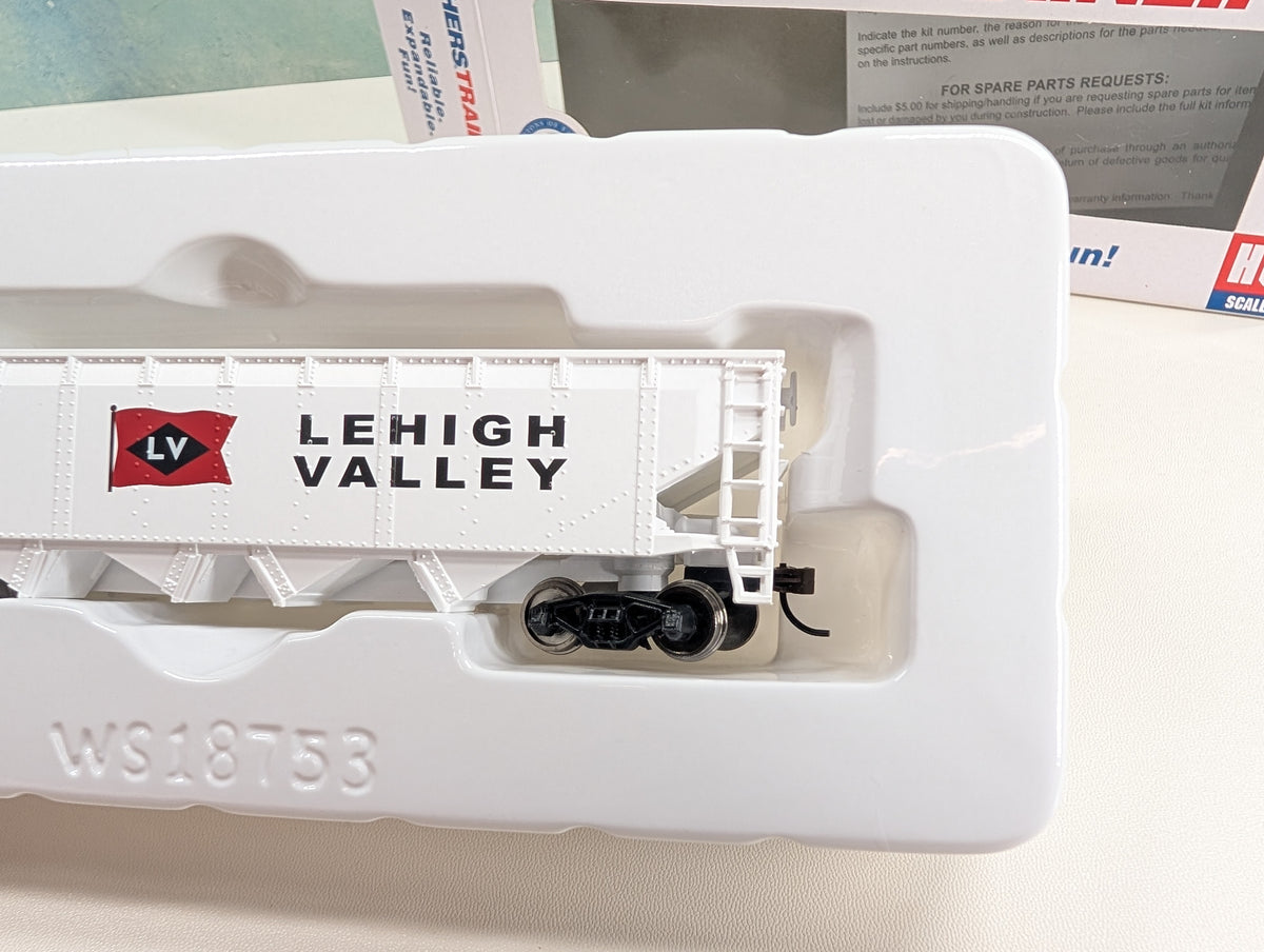 Walthers Trainline 931-1427 HO Scale Quad Hopper Lehigh Valley LV #2783 Metal Wheels