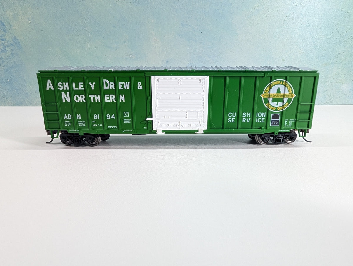 Athearn HO Scale 50' SD Railbox Box Car Ashley, Drew and Northern ADN #8194 Metal Wheels
