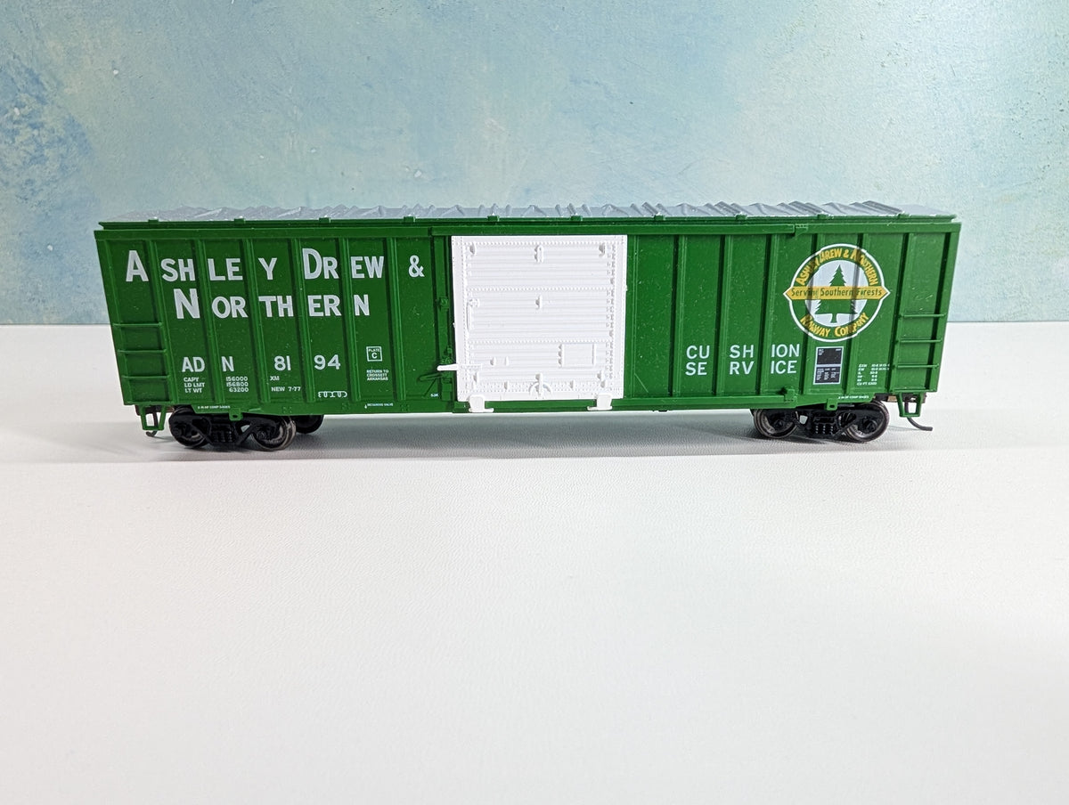 Athearn HO Scale 50' SD Railbox Box Car Ashley, Drew and Northern ADN #8194 Metal Wheels