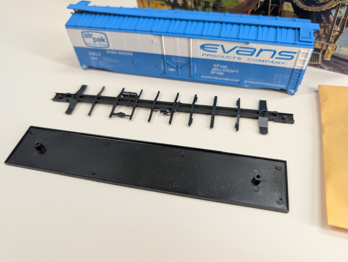 Athearn HO Scale 50' PD Box Car Evans USLX #454 Air Pak Hydra-Cushion KIT