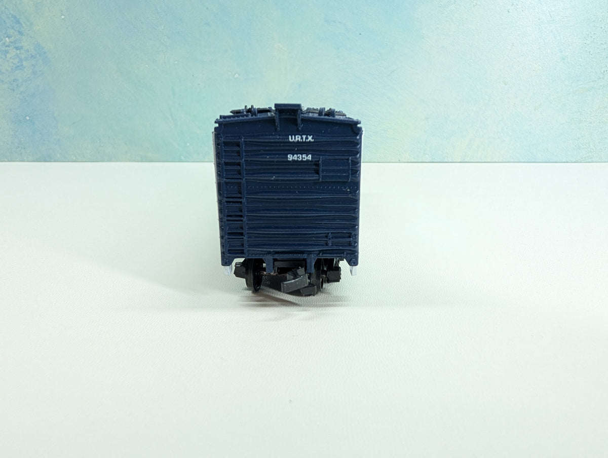 Athearn HO Scale 40' Steel Ice Bunker Reefer Pabst Blue Ribbon Beer URTX #94354 Bev-Bel