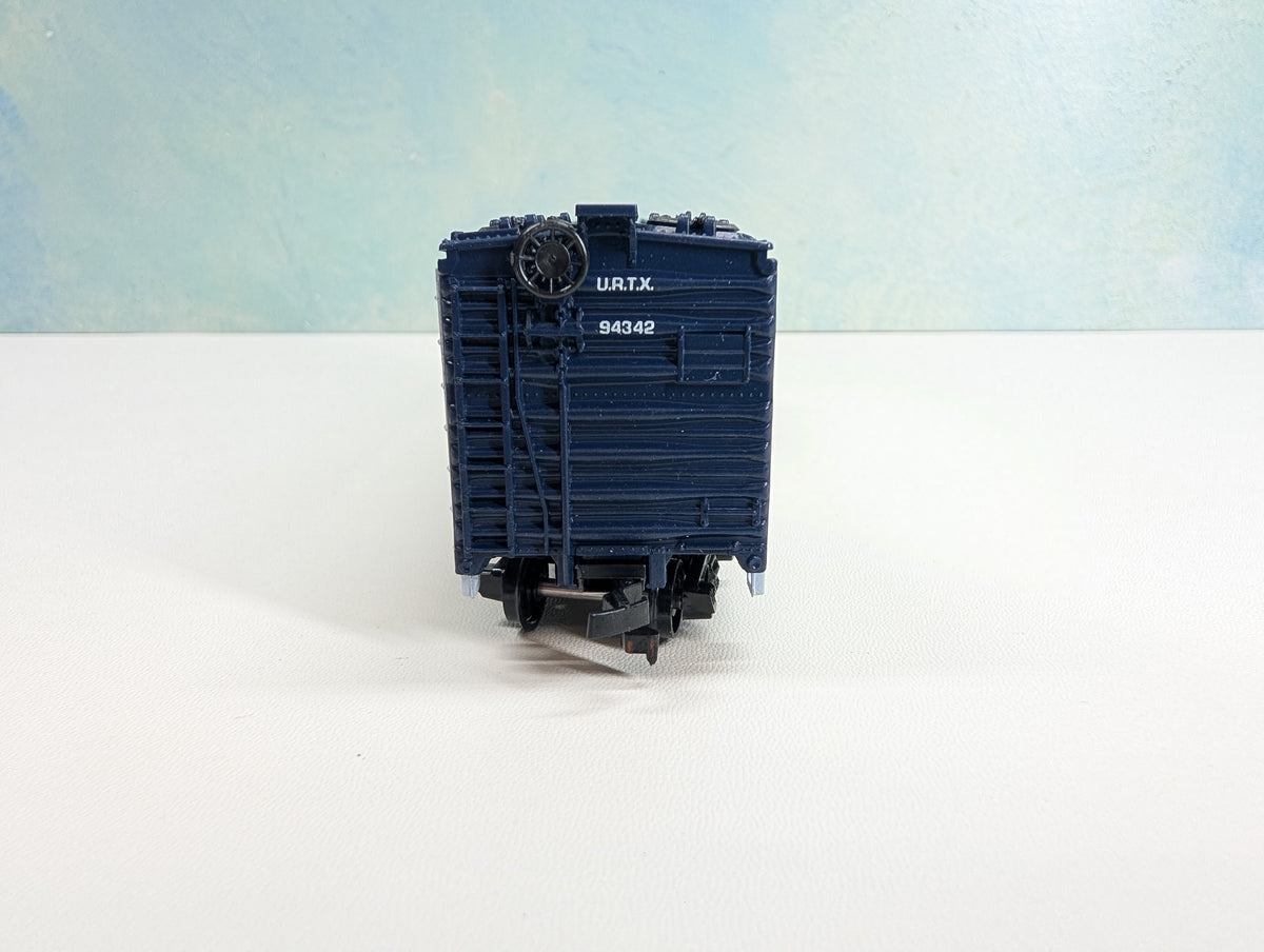 Athearn HO Scale 40' Steel Ice Bunker Reefer Pabst Blue Ribbon Beer URTX #94342 Bev-Bel