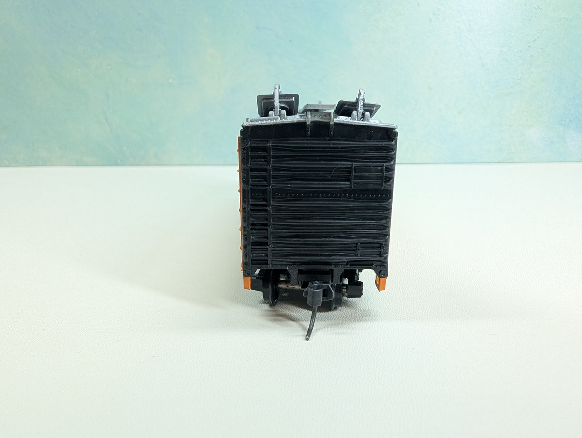 Athearn HO Scale 40' Steel Reefer, Orange Schuylkill Valley SV SV Model RR Club
