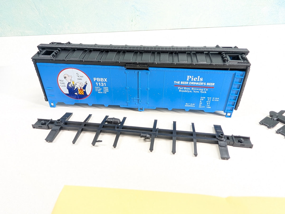 Athearn HO Scale 40' Steel Ice Bunker Reefer "Show Me Model Railroad Co" Piels, The Beer Drinker's Beer PBBX #1131 KIT