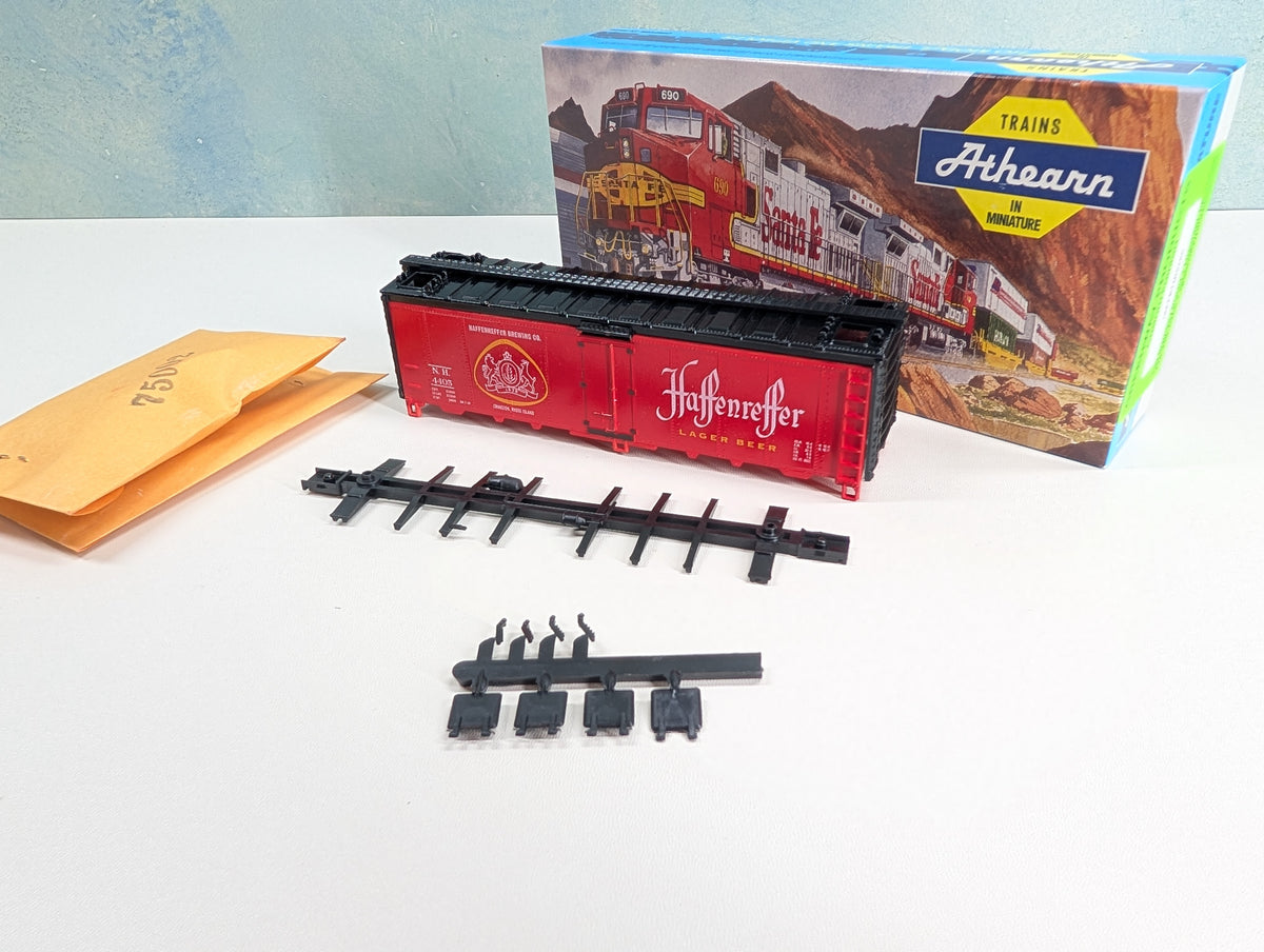 Athearn HO Scale 40' Steel Beer Reefer Haffenreefer Lager Beer NH #4405 Greenway Products Custom KIT
