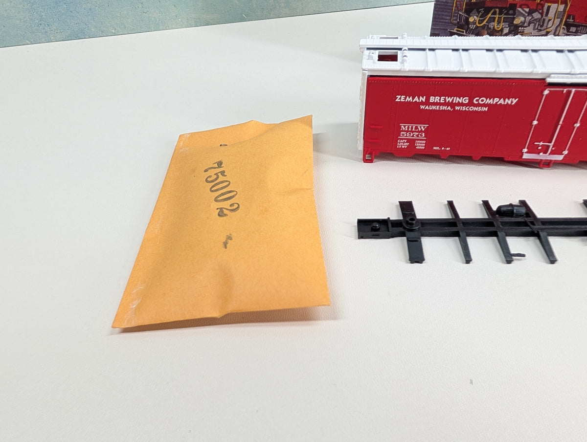 Athearn HO Scale 40' Steel Beer Reefer Zeman Premier Beer MILW #5973 Greenway Products Custom KIT