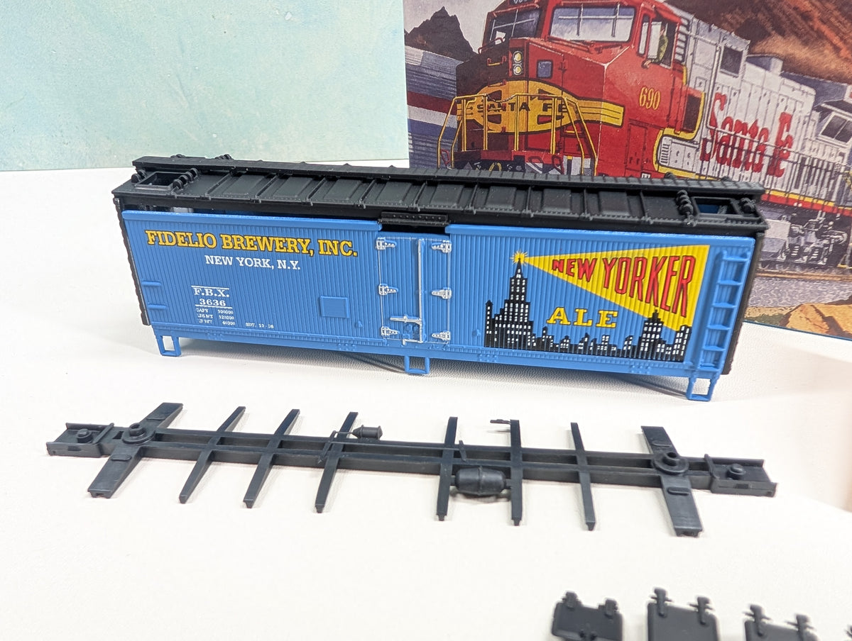 Athearn HO Scale 40' Steel Beer Reefer Fidelio Brewery, New York NY FBX #3636 Greenway Products Custom KIT