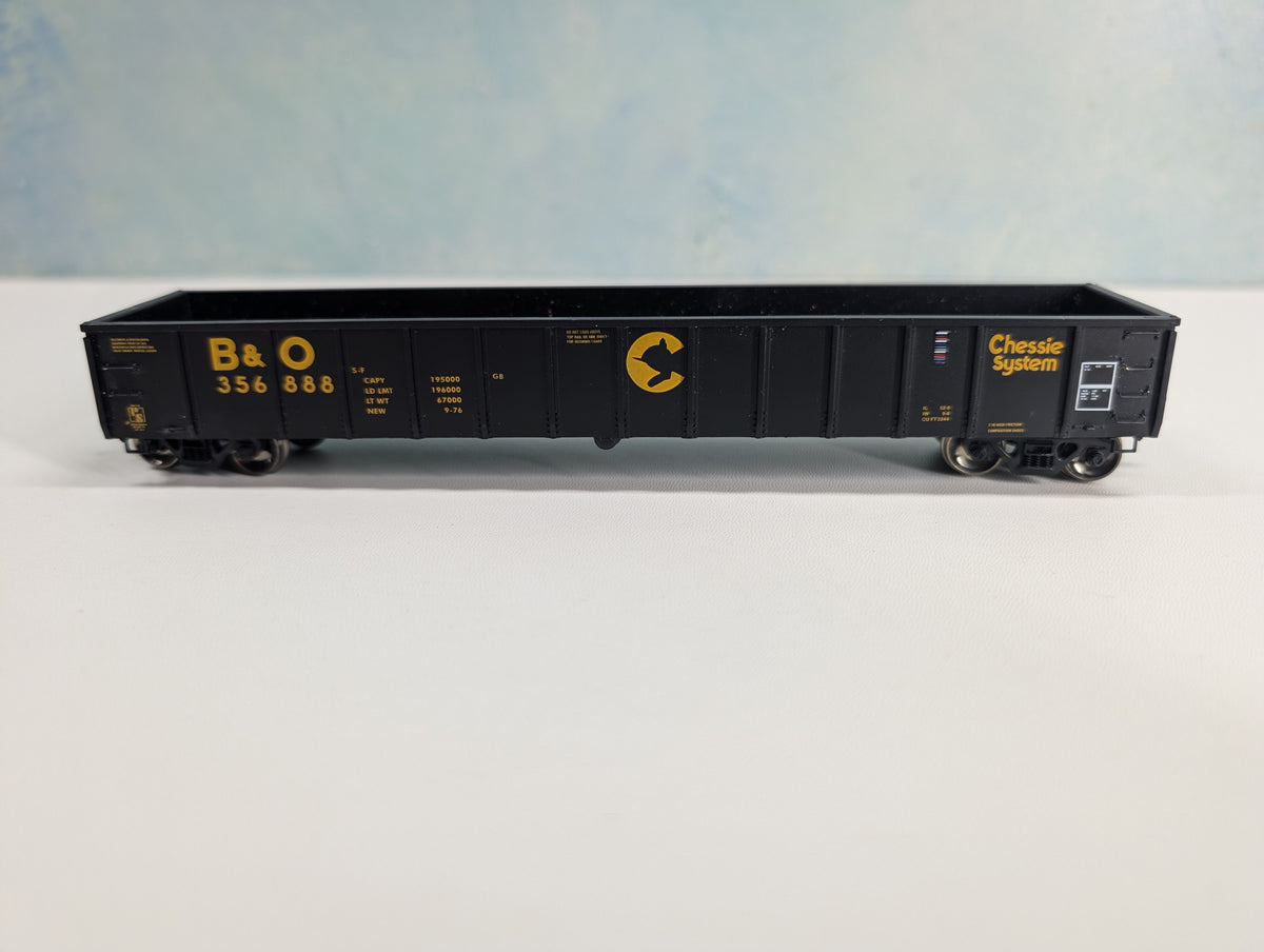 USED Roundhouse HO Scale 53' Gondola Chessie System B&O #356888 Metal Wheels