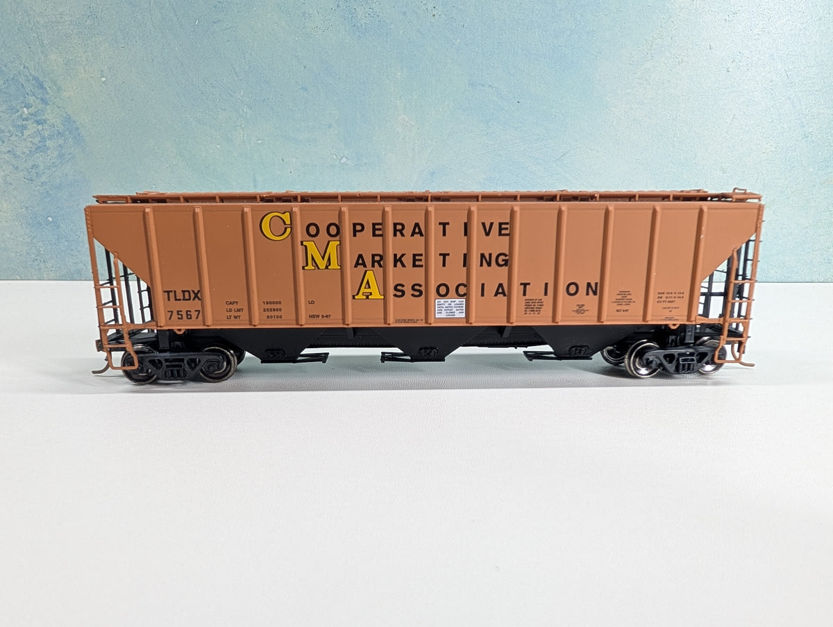 USED Life-Like HO Scale Covered Hopper Cooperative Marketing Association TLDX #7567 Metal Wheels, Proto 2000