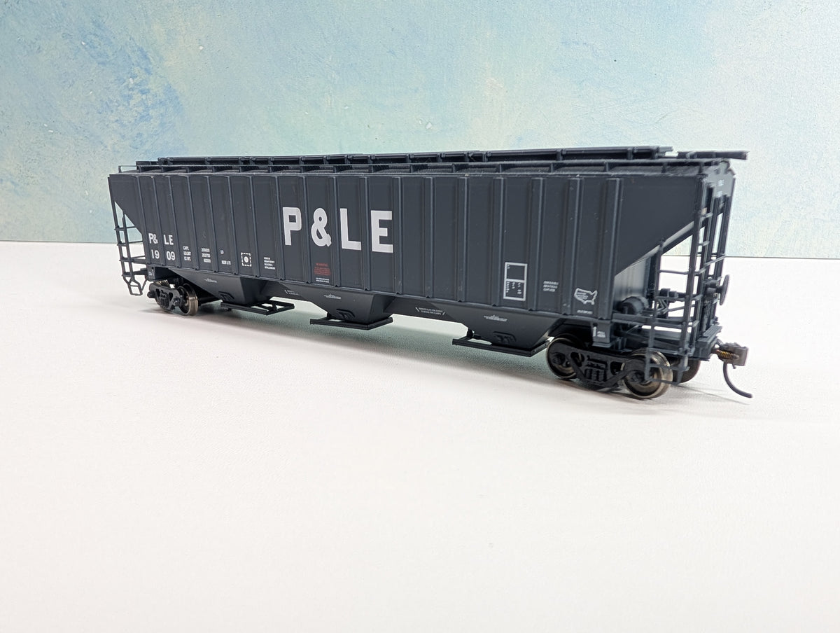 USED Intermountain HO Scale Covered Hopper Pittsburgh and Lake Erie P&LE #1909 Metal Wheels