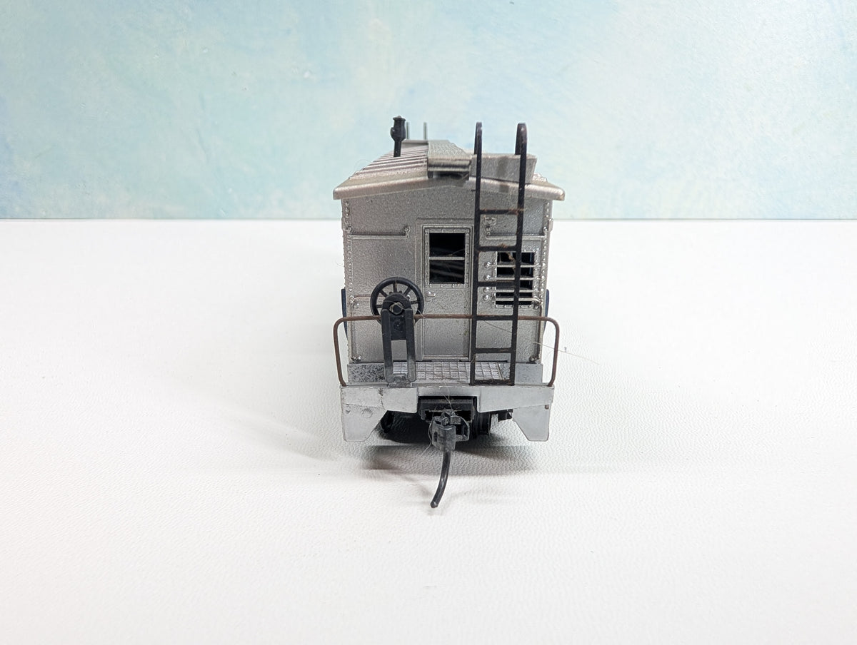 USED Athearn HO Scale Bay Window Caboose Chessie System B&O #C-3028