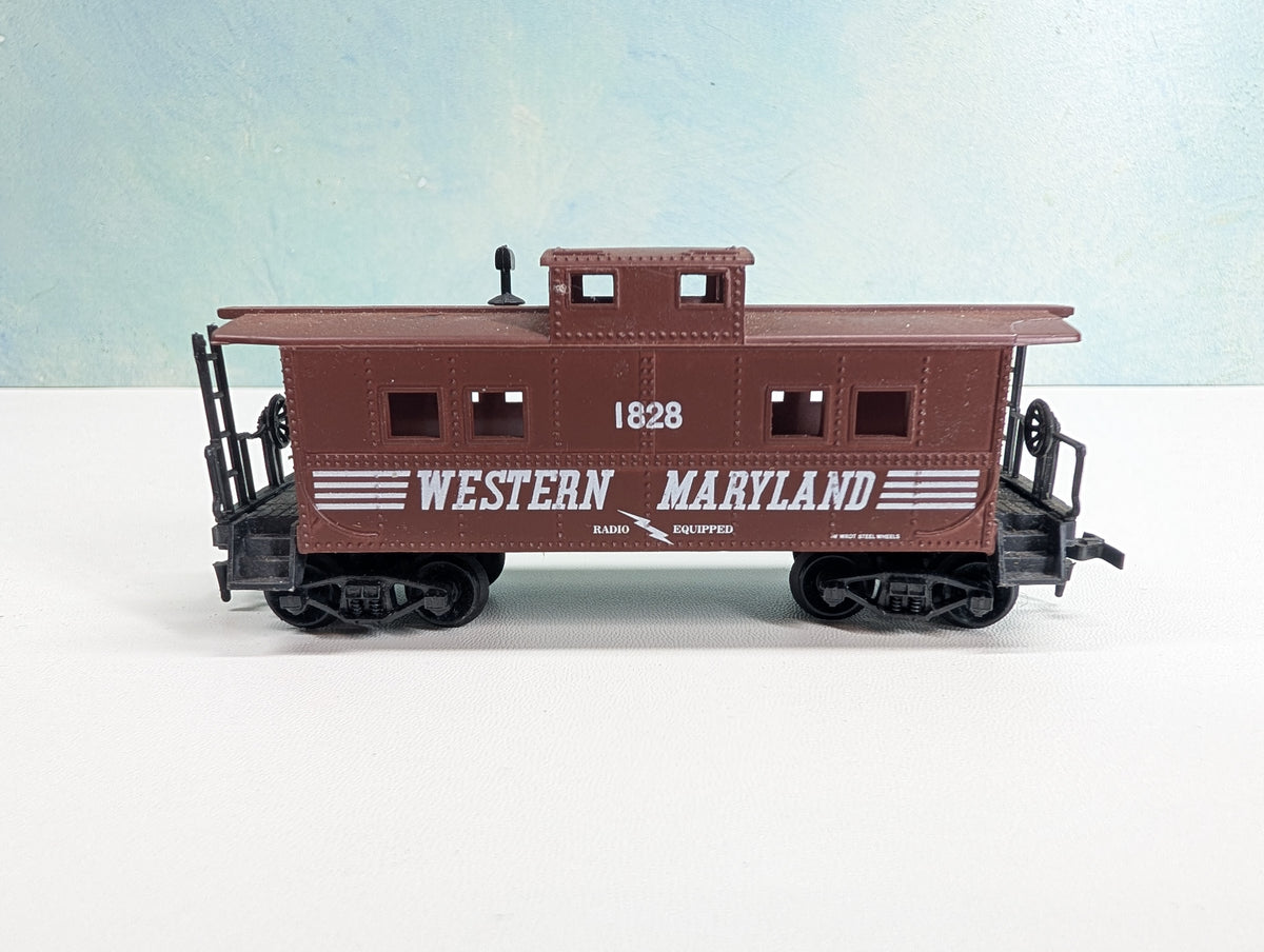 USED HO Scale Caboose Western Maryland #1828