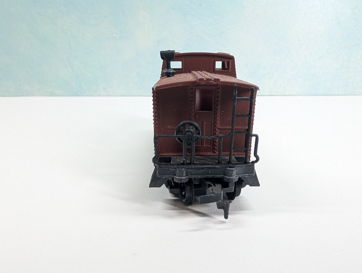 USED HO Scale Caboose Western Maryland #1828
