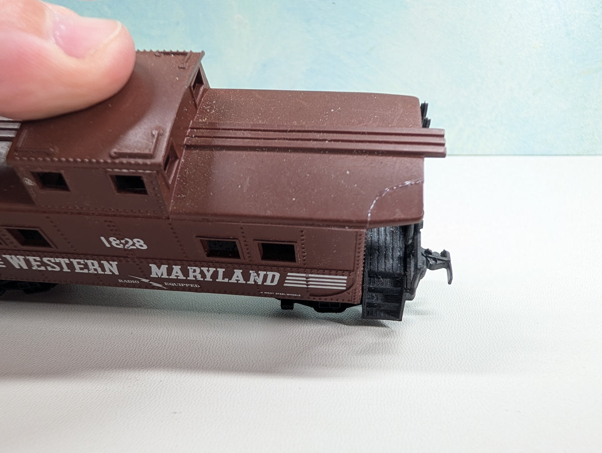 USED HO Scale Caboose Western Maryland #1828