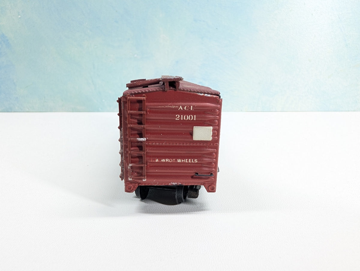 USED Varney HO Scale 40' Box Car Atlantic Coast Line ACL #21001