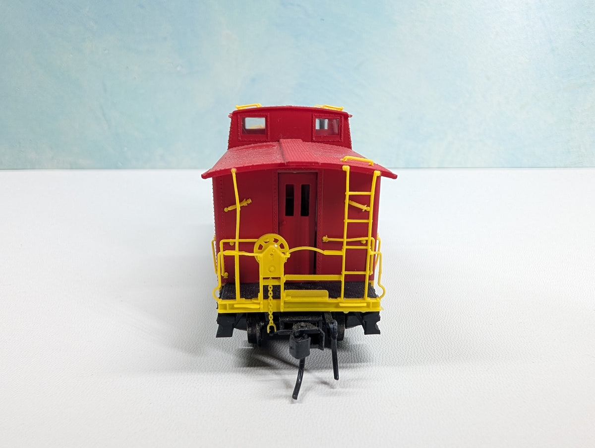 USED Life-Like HO Scale Caboose Lehigh and New England #583 Metal Wheels