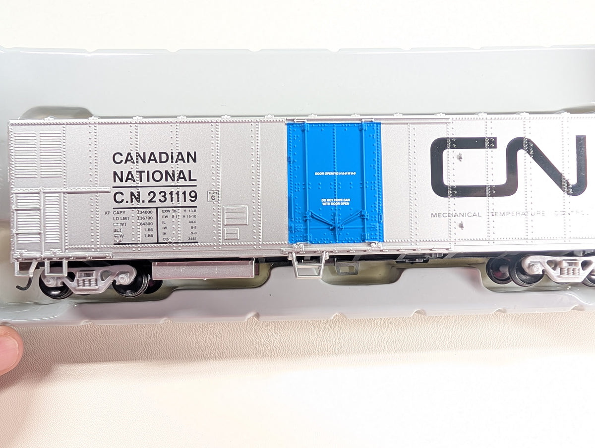 Athearn 7550 HO Scale 50' Smooth Side Reefer Canadian National CN #231119