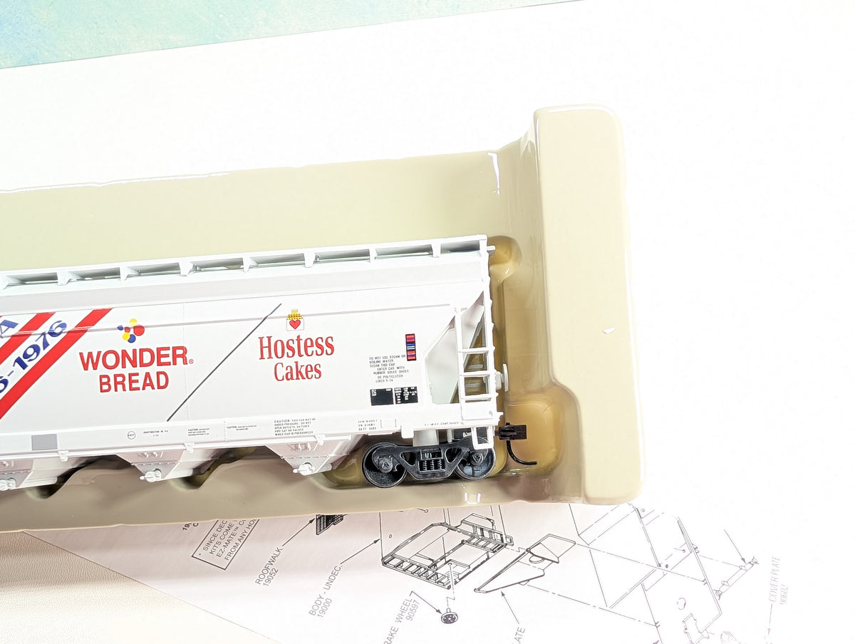 Athearn 7200 HO Scale ACF Centerflow Hopper Wonder Bread Hostess Cakes ACFX #56670