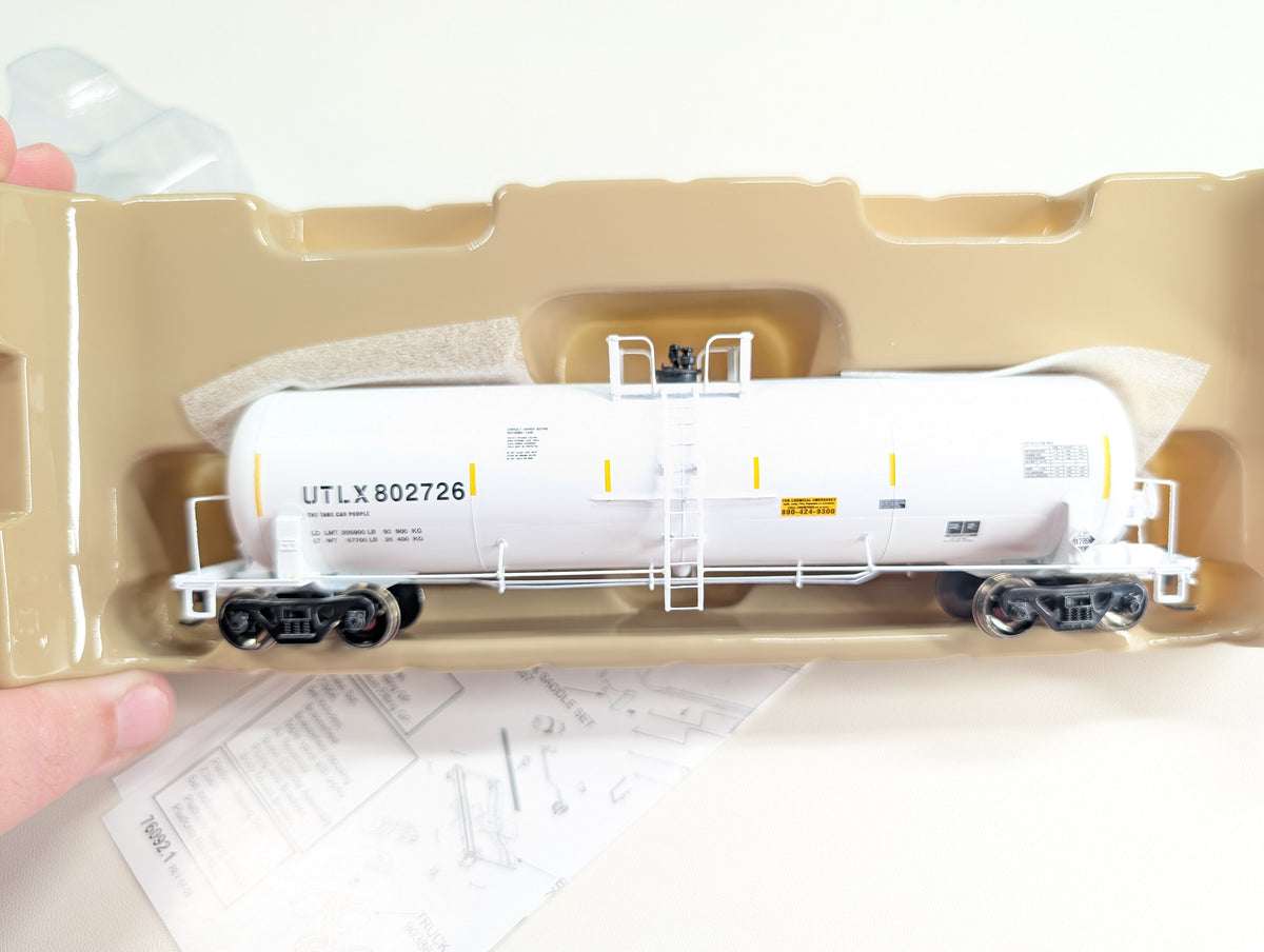 Athearn 73948 HO Scale RTC 50' Acid Tank Car UTLX #802726