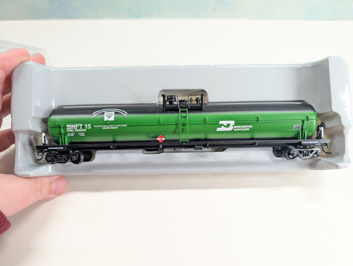 Athearn 7371 HO Scale 62' Tank Car Burlington Northern BNFT #15