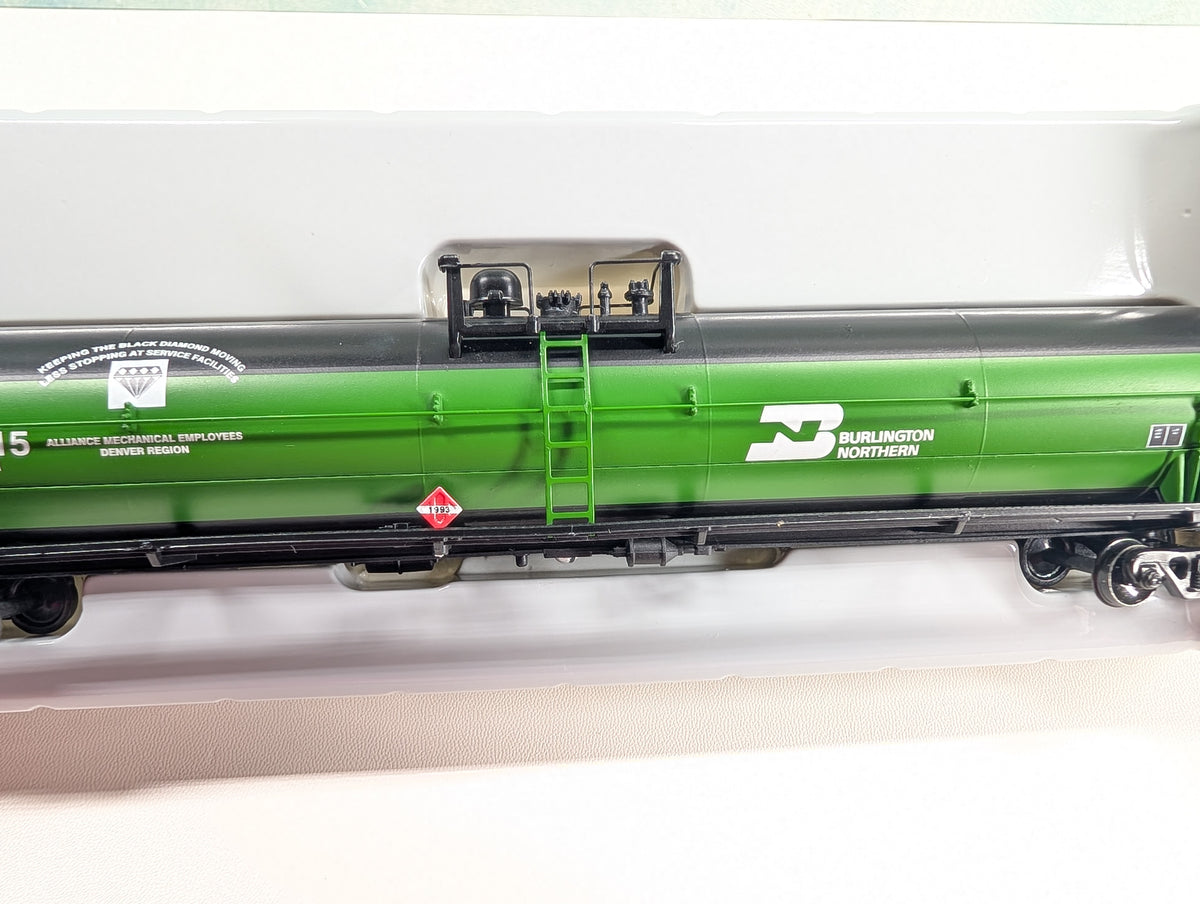 Athearn 7371 HO Scale 62' Tank Car Burlington Northern BNFT #15