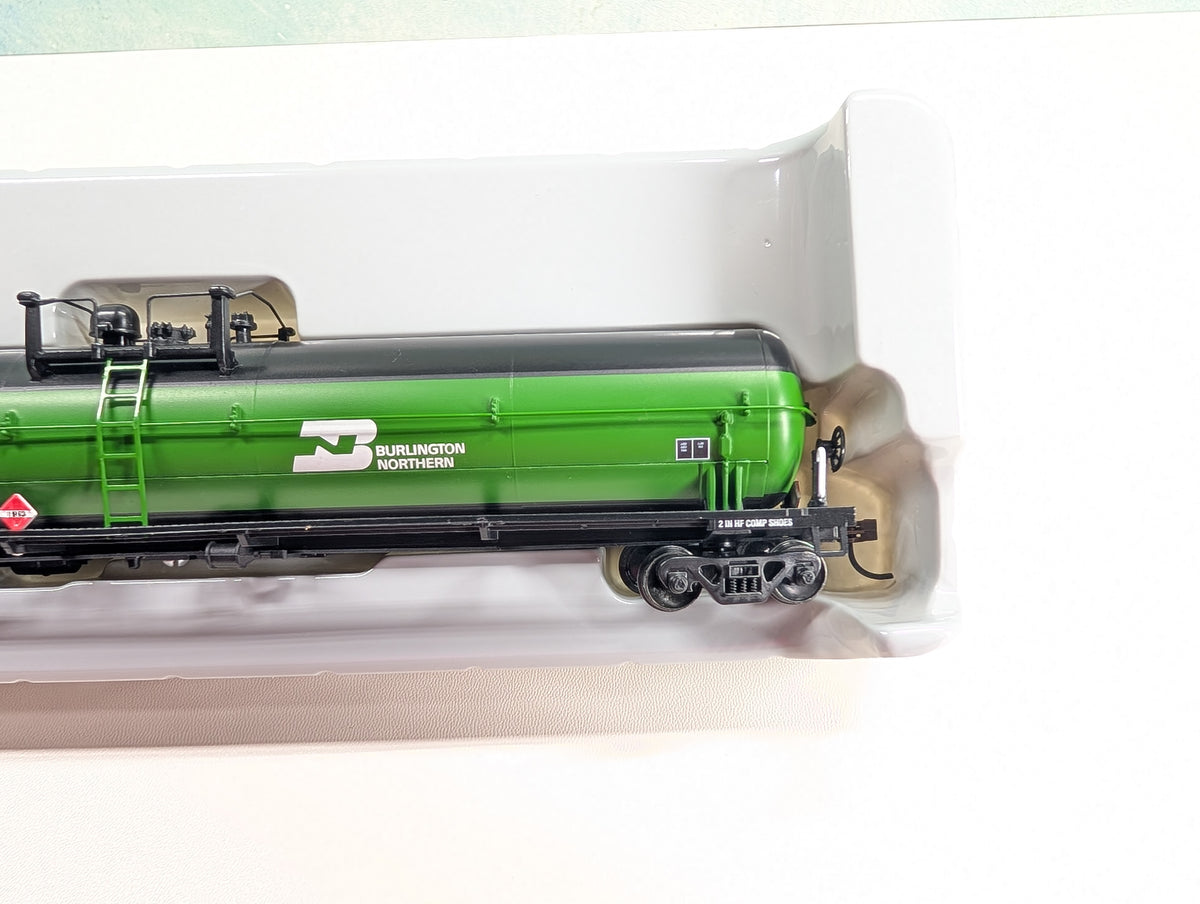 Athearn 7371 HO Scale 62' Tank Car Burlington Northern BNFT #15